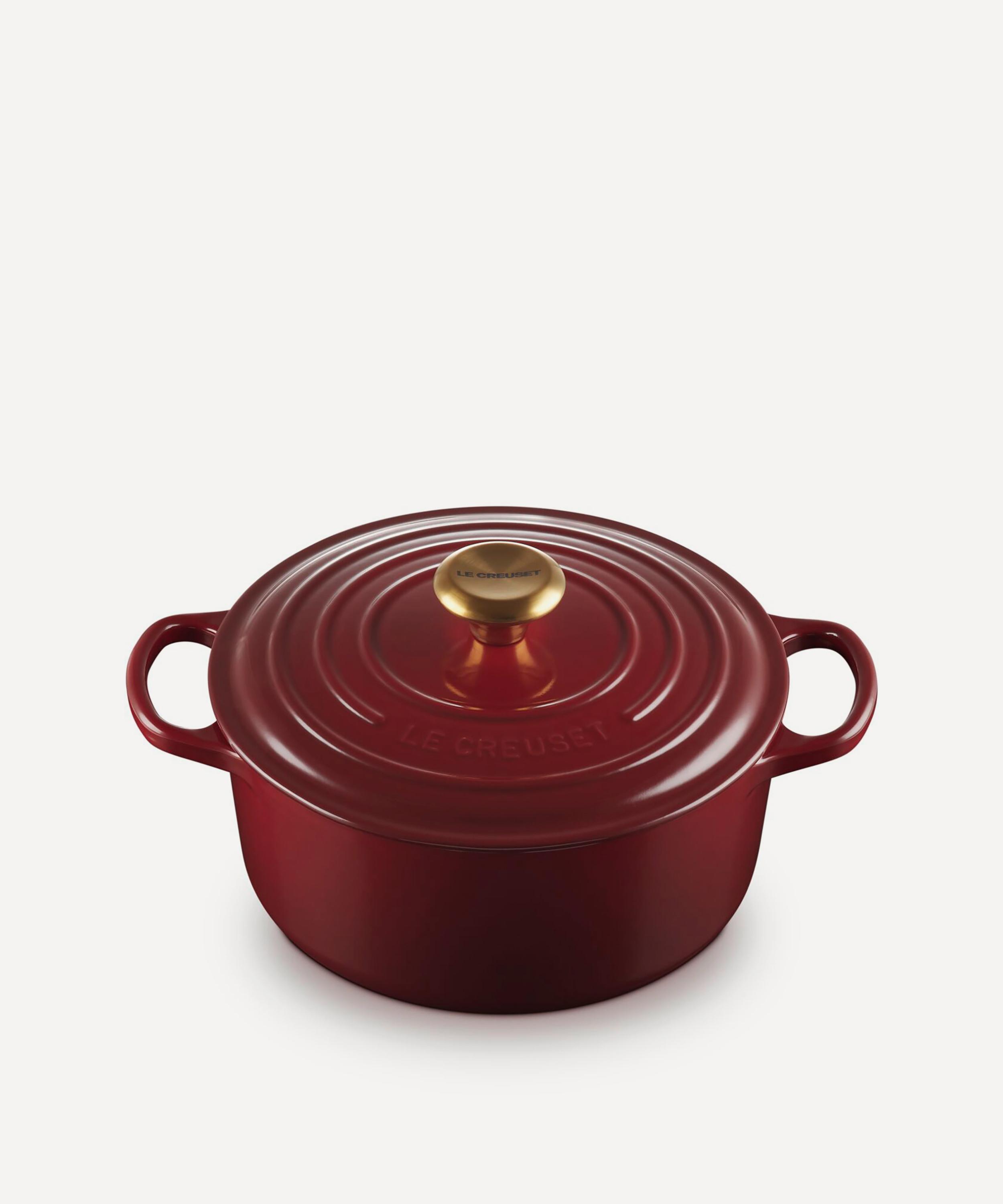 Le Creuset - Signature Cast Iron 24cm Round Casserole in Garnet image number 1