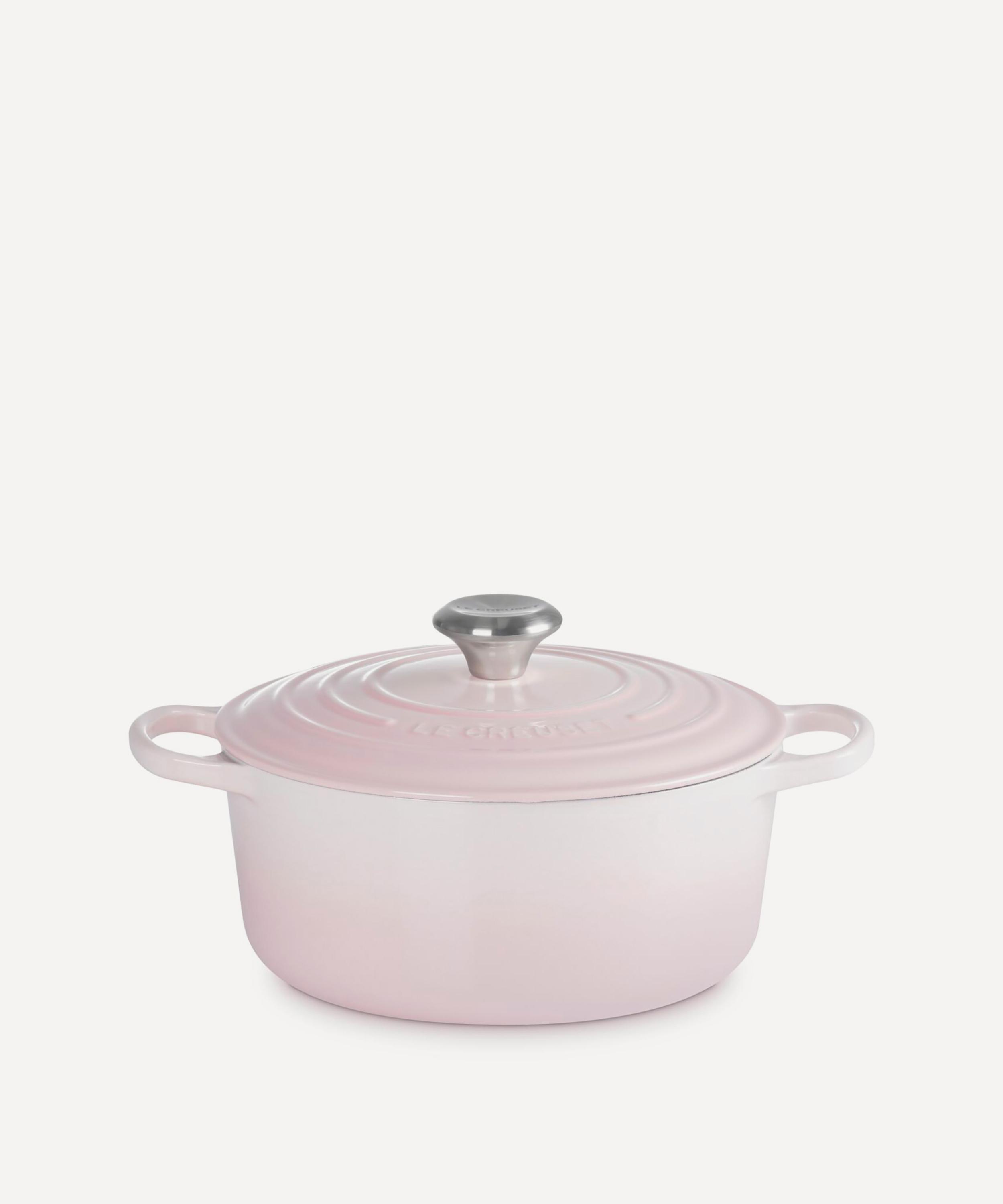 Le Creuset - Signature Cast Iron 24cm Round Casserole in Shell Pink