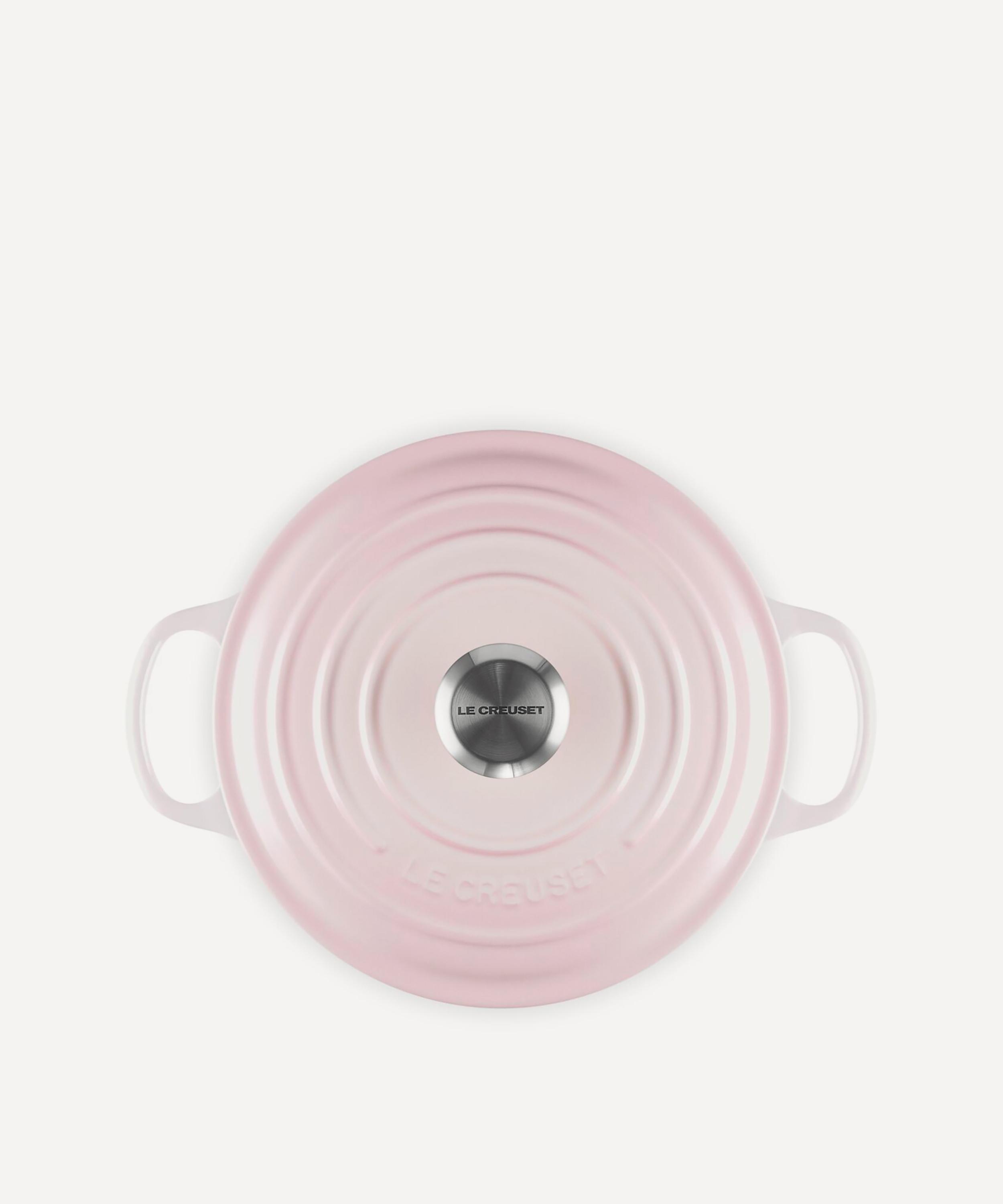 Le Creuset - Signature Cast Iron 24cm Round Casserole in Shell Pink image number 4