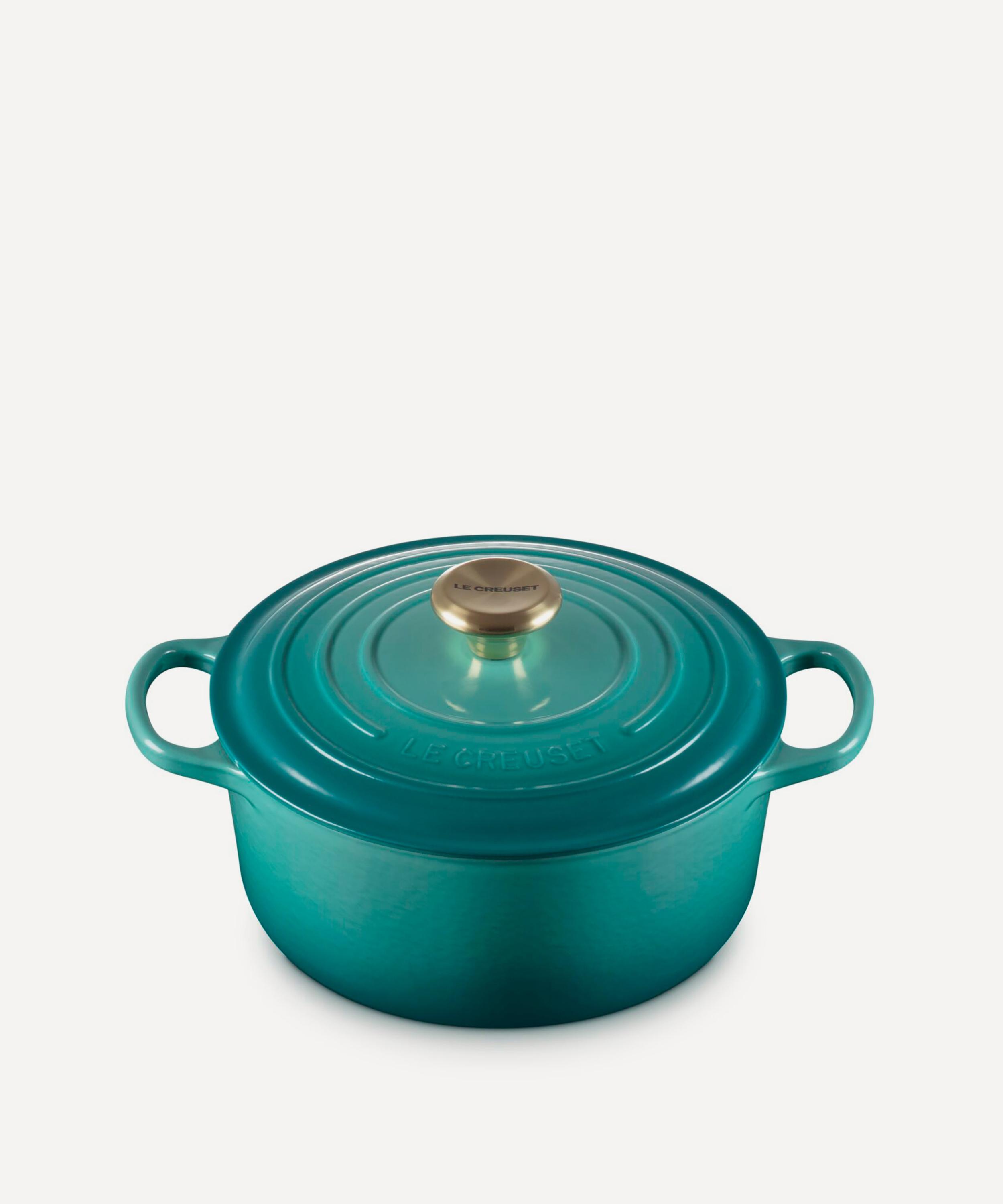 Le Creuset - Signature Cast Iron 24cm Round Casserole in Bleu Riviera image number 1