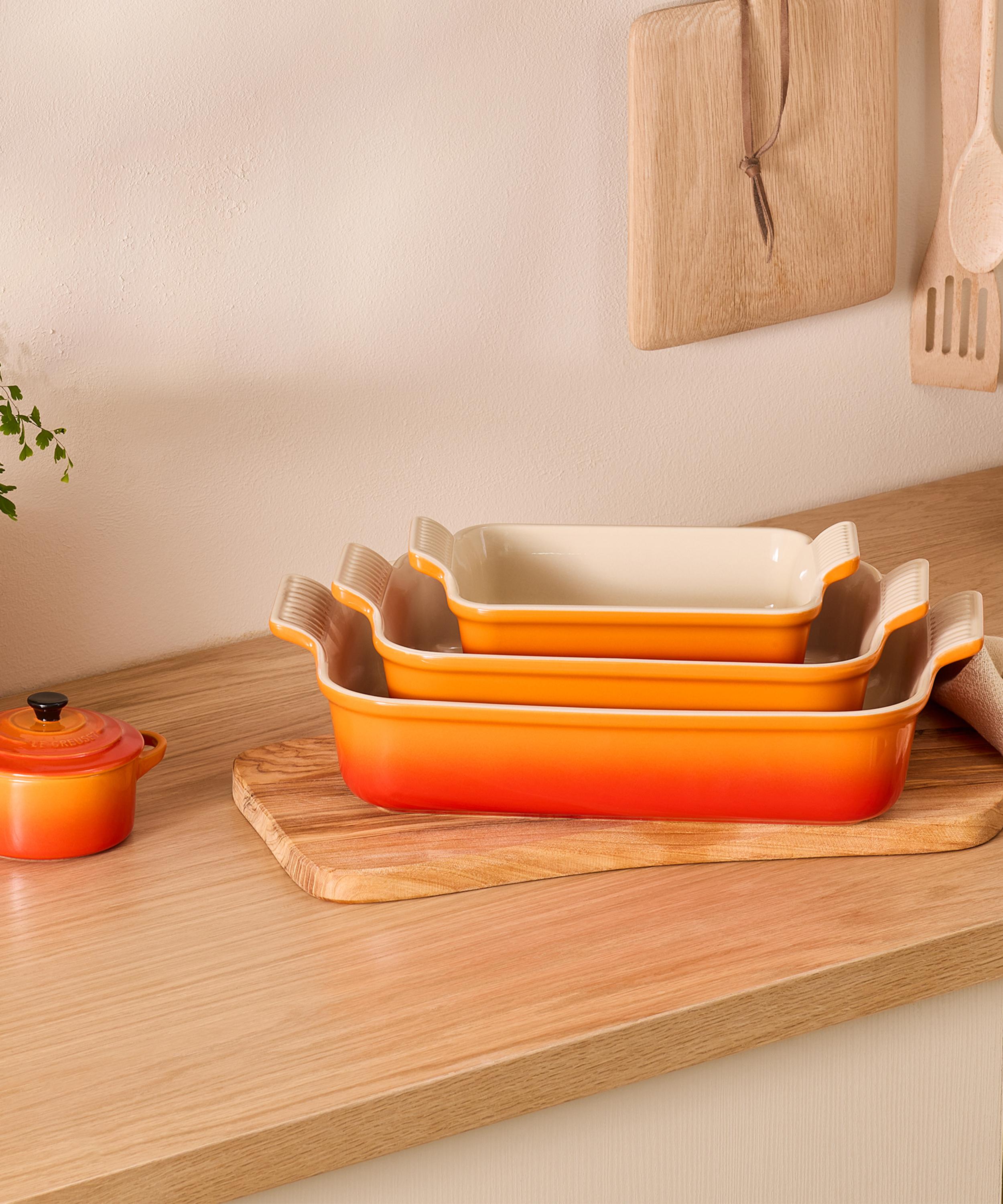 Le Creuset - Heritage Stoneware Rectangular 32cm Dish in Volcanic image number 6