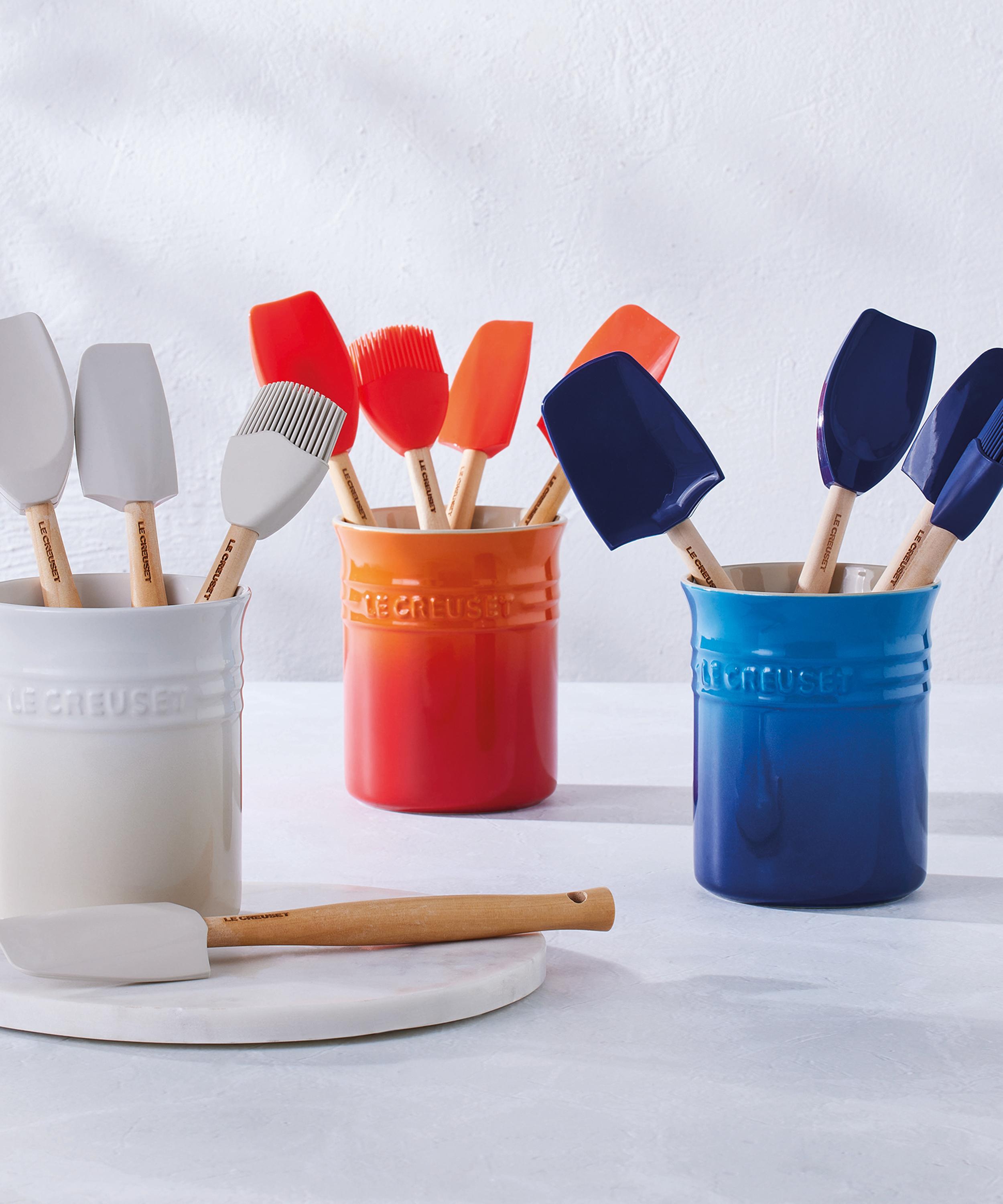Le Creuset - Stoneware Utensil Jar and Spatula Set in Meringue image number 1