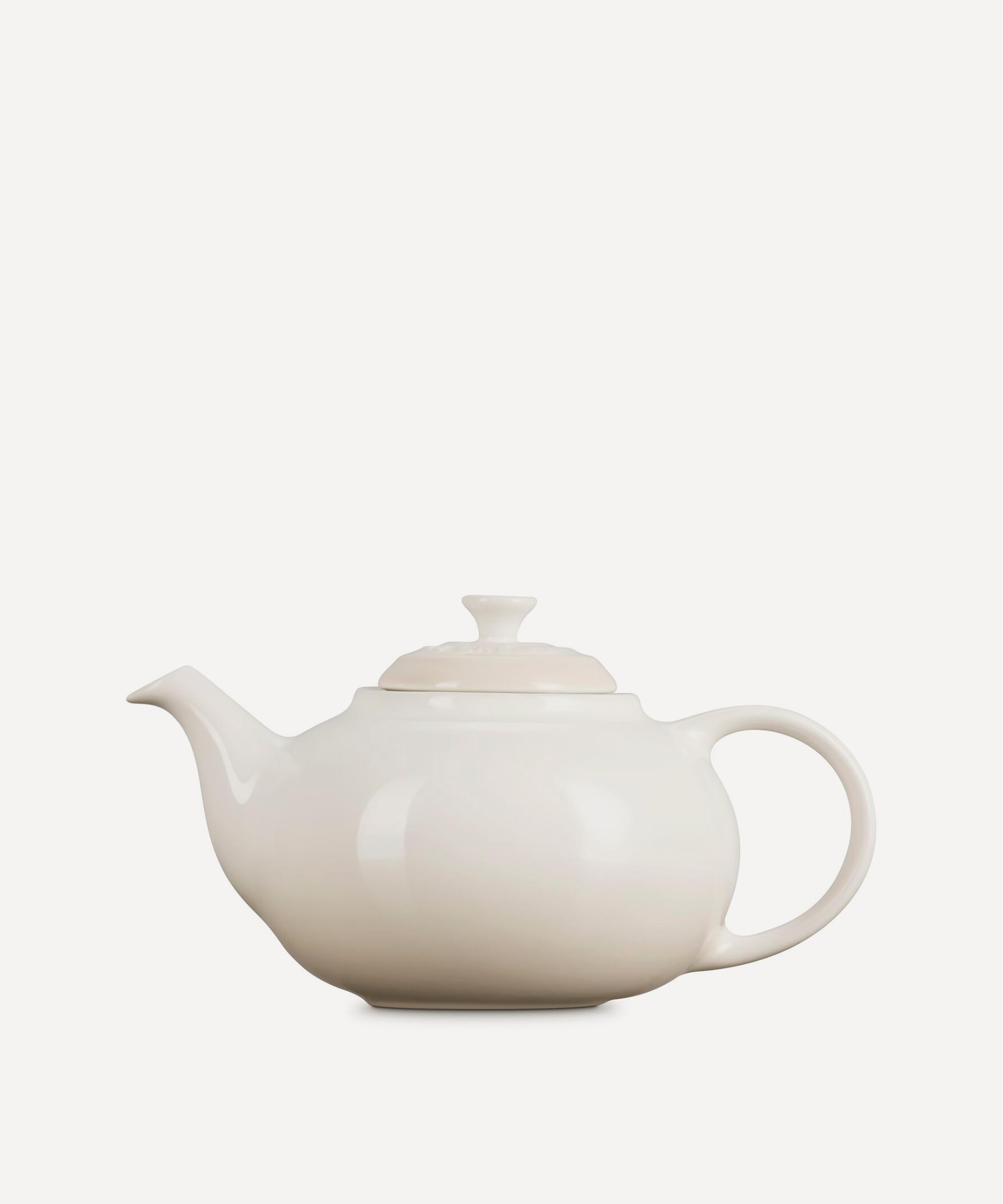 Le Creuset - Classic Stoneware Teapot and Infuser Set in Meringue