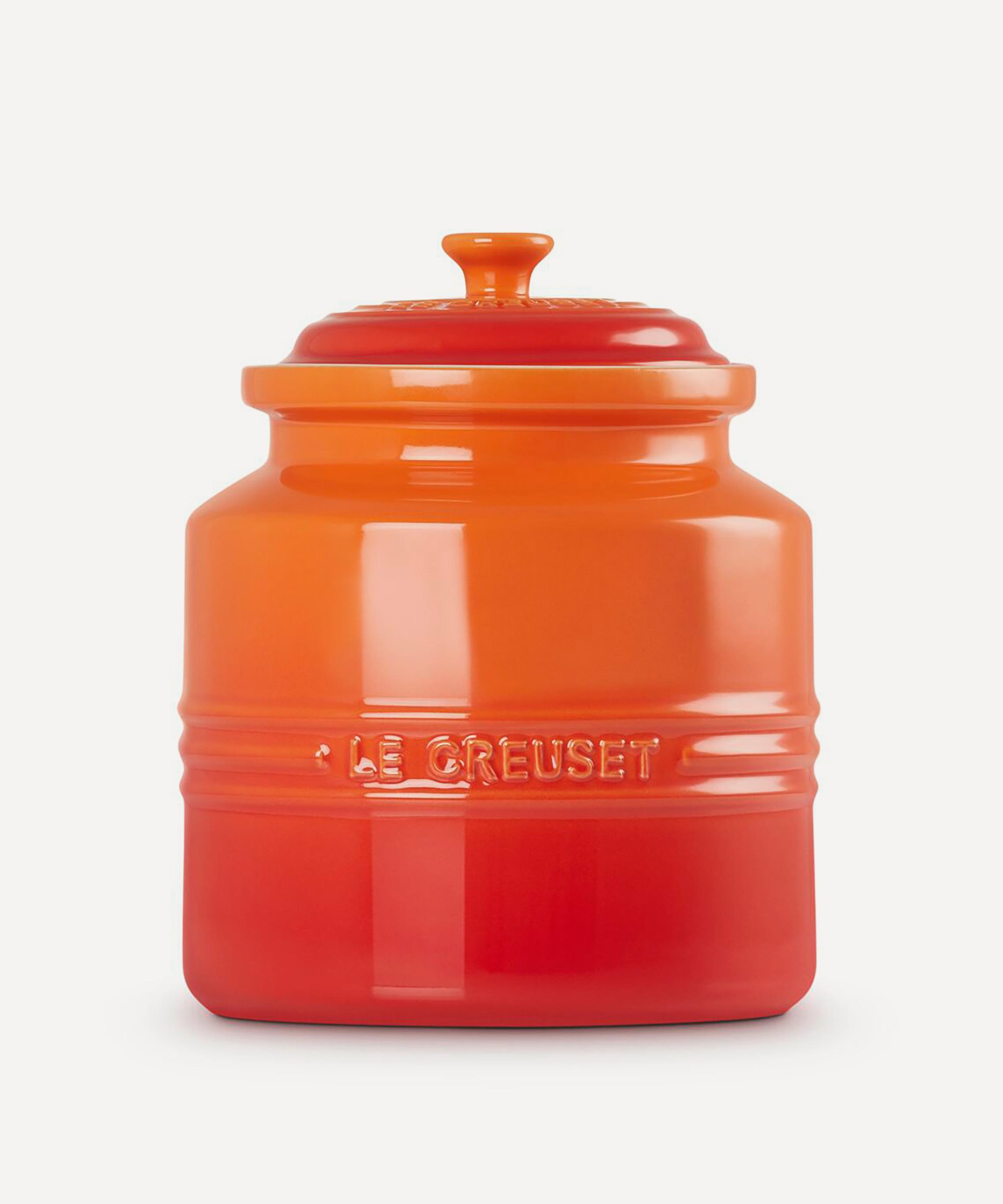 Le Creuset - Stoneware Biscuit Jar in Volcanic