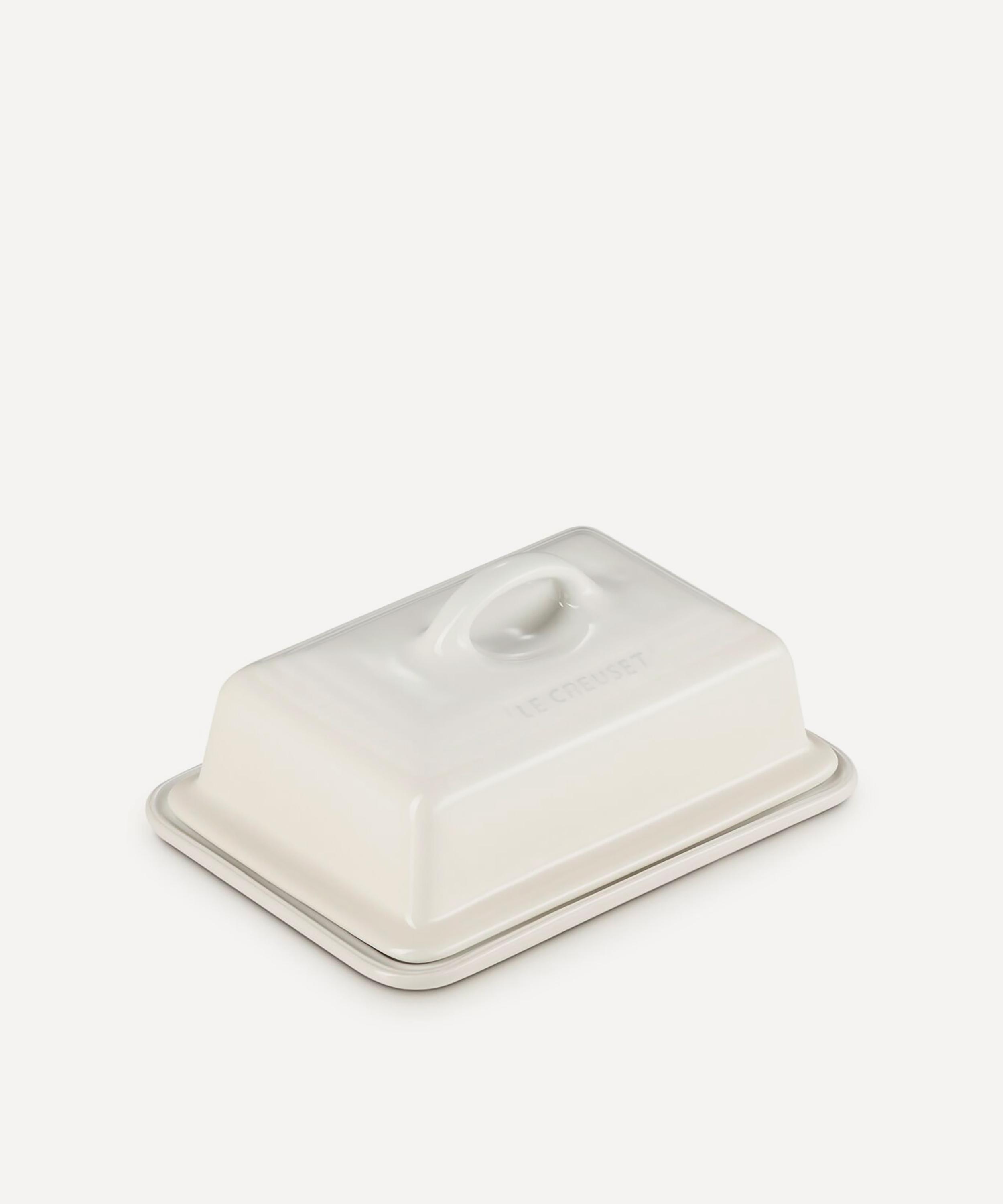 Le Creuset - Stoneware Butter Dish in Meringue image number 3