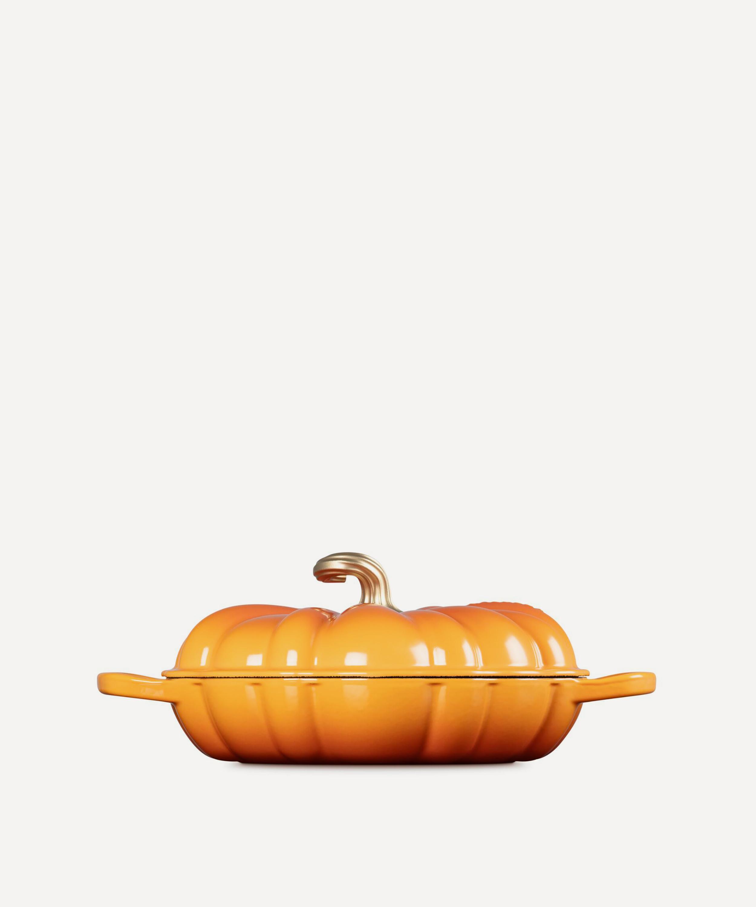 Le Creuset - Cast Iron Stoneware Pumpkin Shallow Casserole Dish in Maronnier image number 2