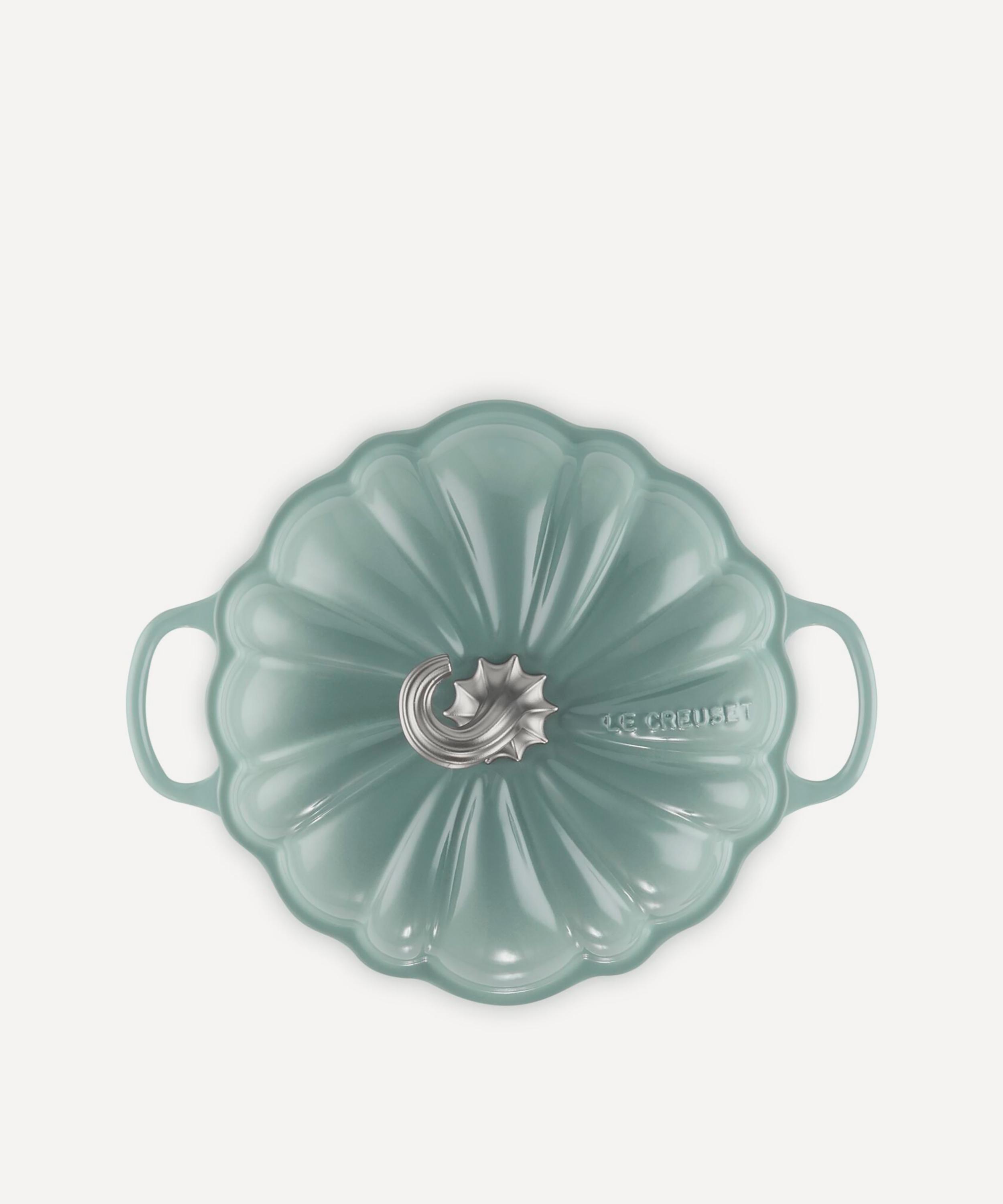 Le Creuset - Cast Iron Stoneware Pumpkin Casserole Dish in Sea Salt image number 4