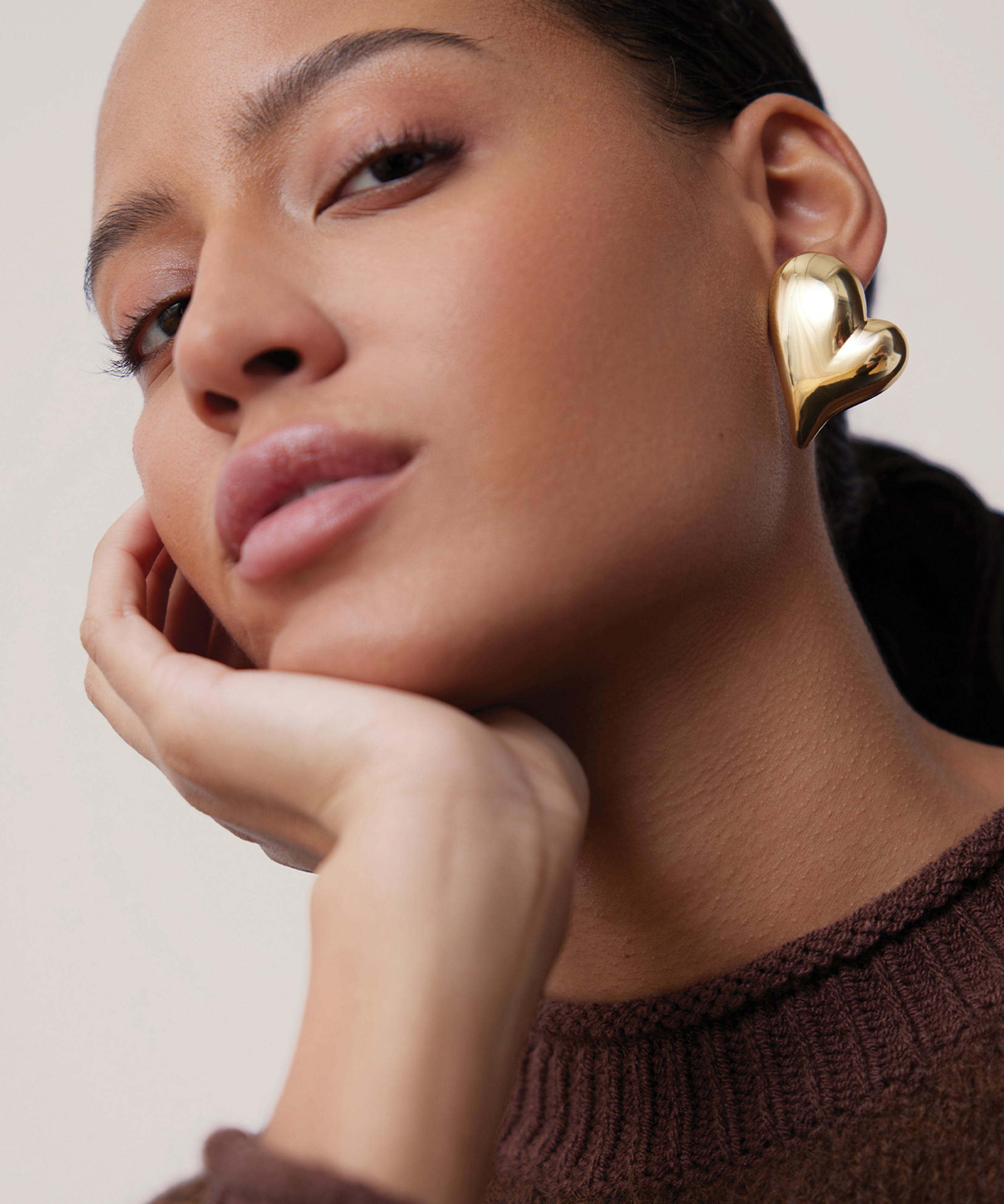 JENNY BIRD - 14ct Gold-Plated Mega Art Heart Symmetrical Button Stud Earrings image number 1