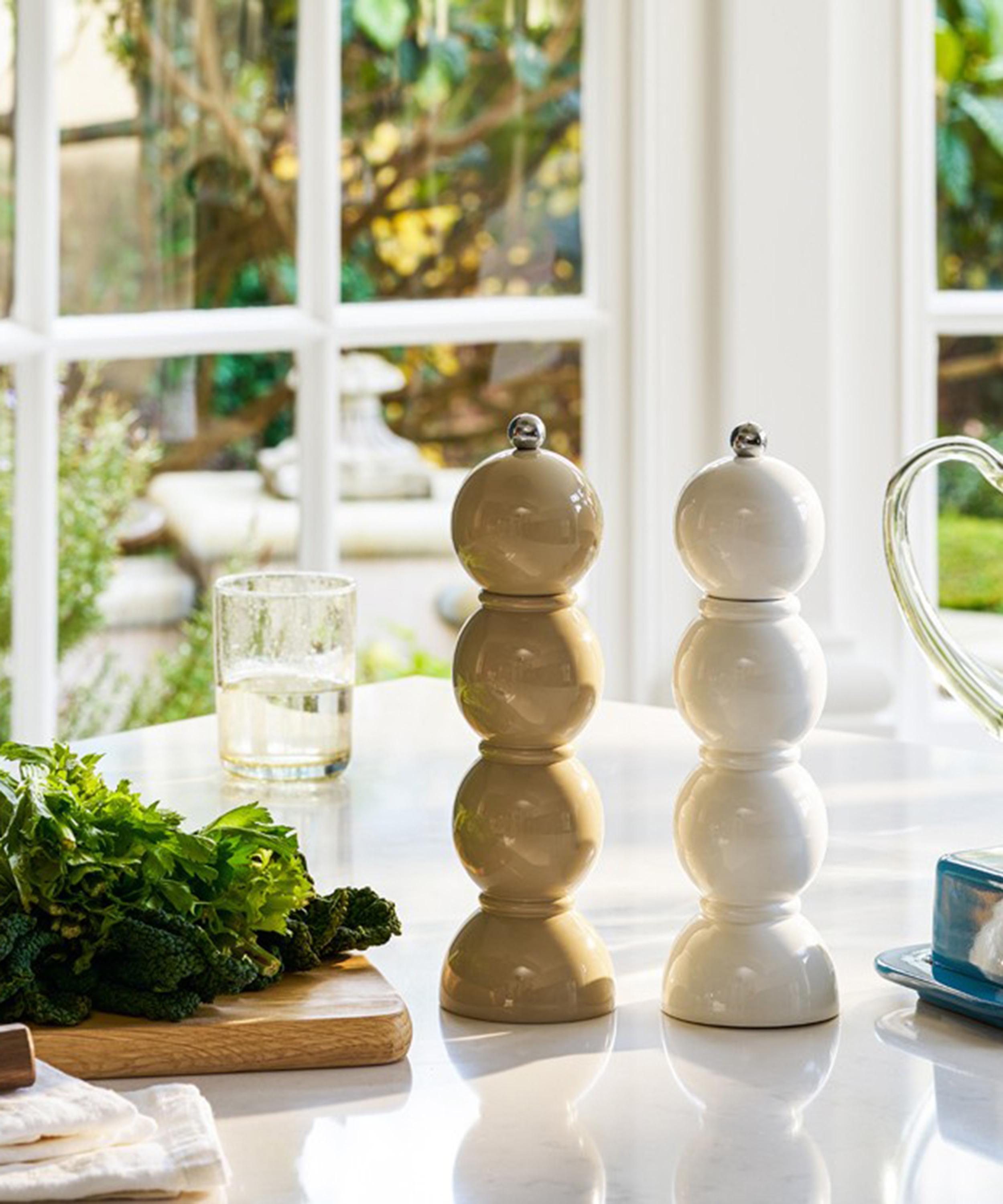 Addison Ross - Bobbin Salt and Pepper Grinder image number 1