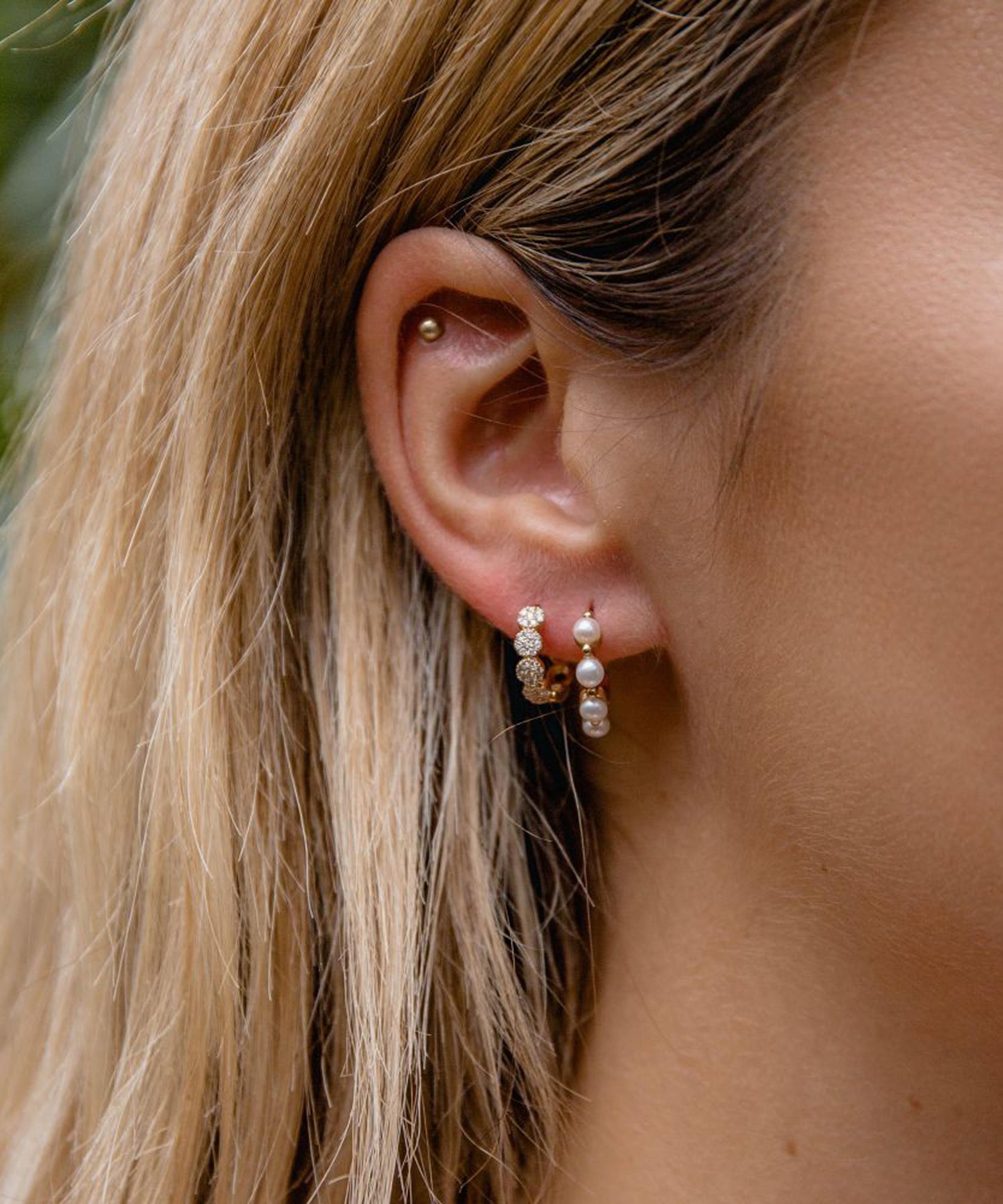 Dinny Hall - 9ct Gold Single Starflower Lab-Grown Diamond Huggie Hoop Earring image number 1