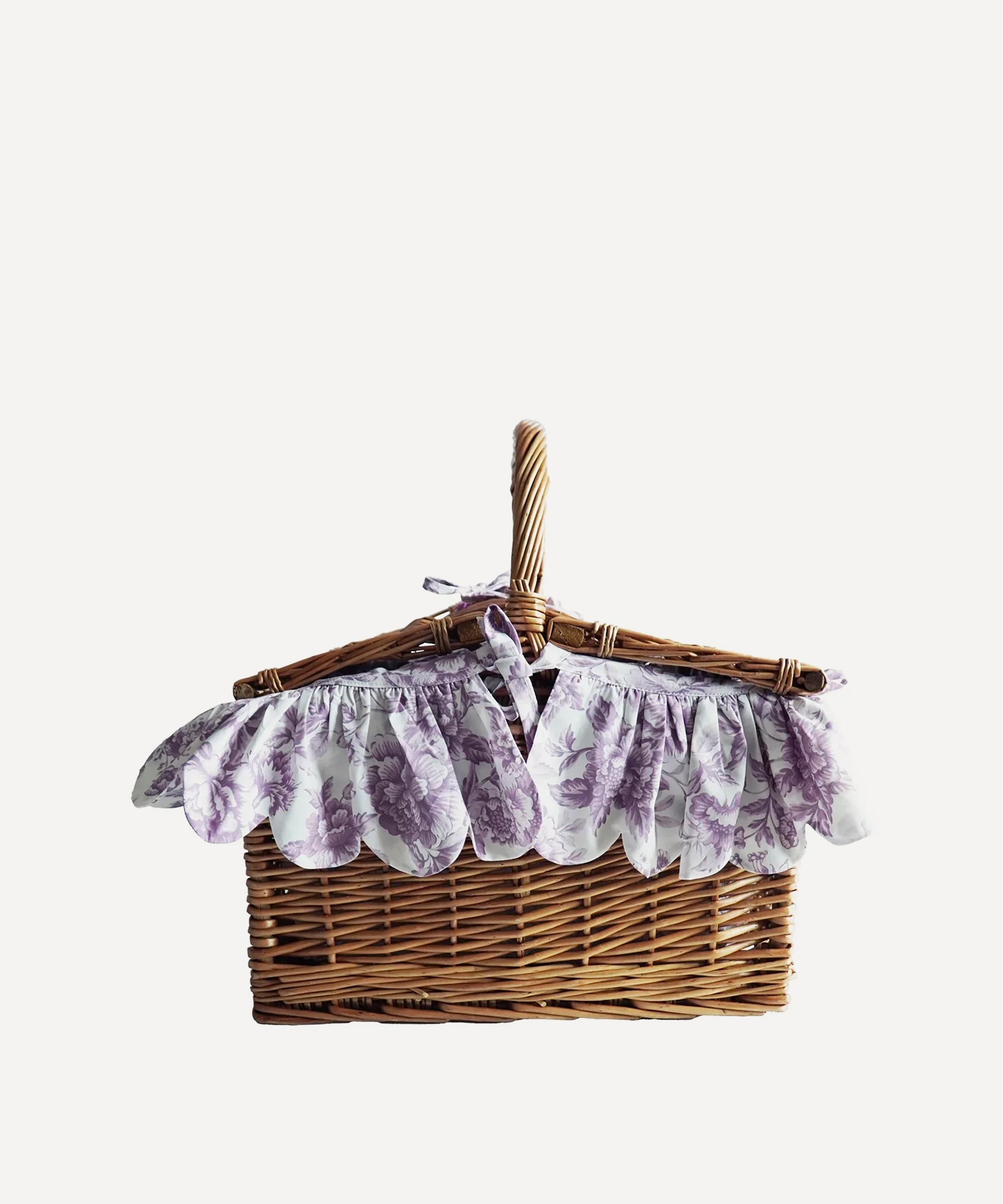 Coco & Wolf - Regency Trail Picnic Basket Hamper image number 0