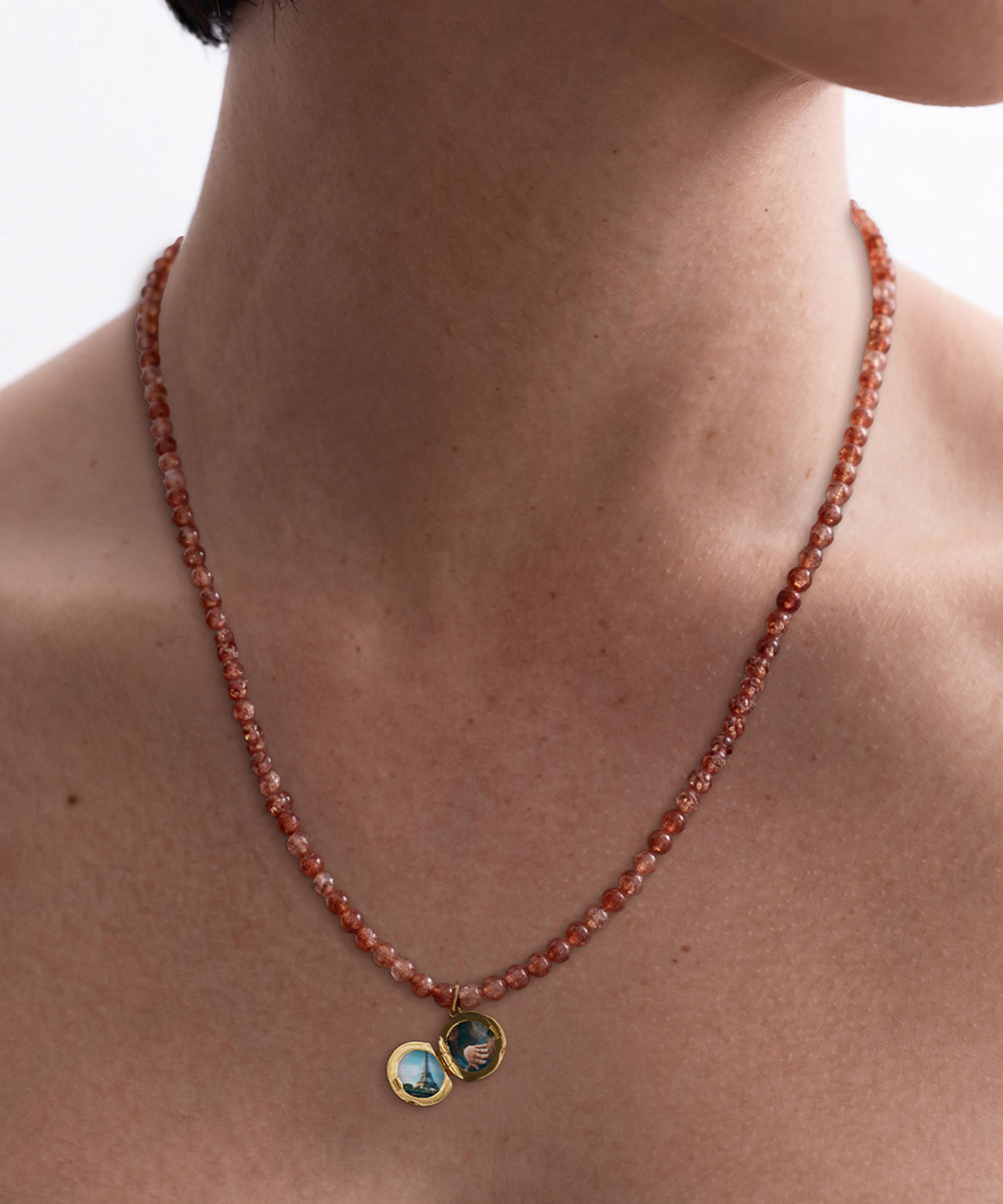 Astley Clarke - 18ct Gold-Plated Vermeil Silver Mini Biography Sun Agate Locket Necklace image number 3