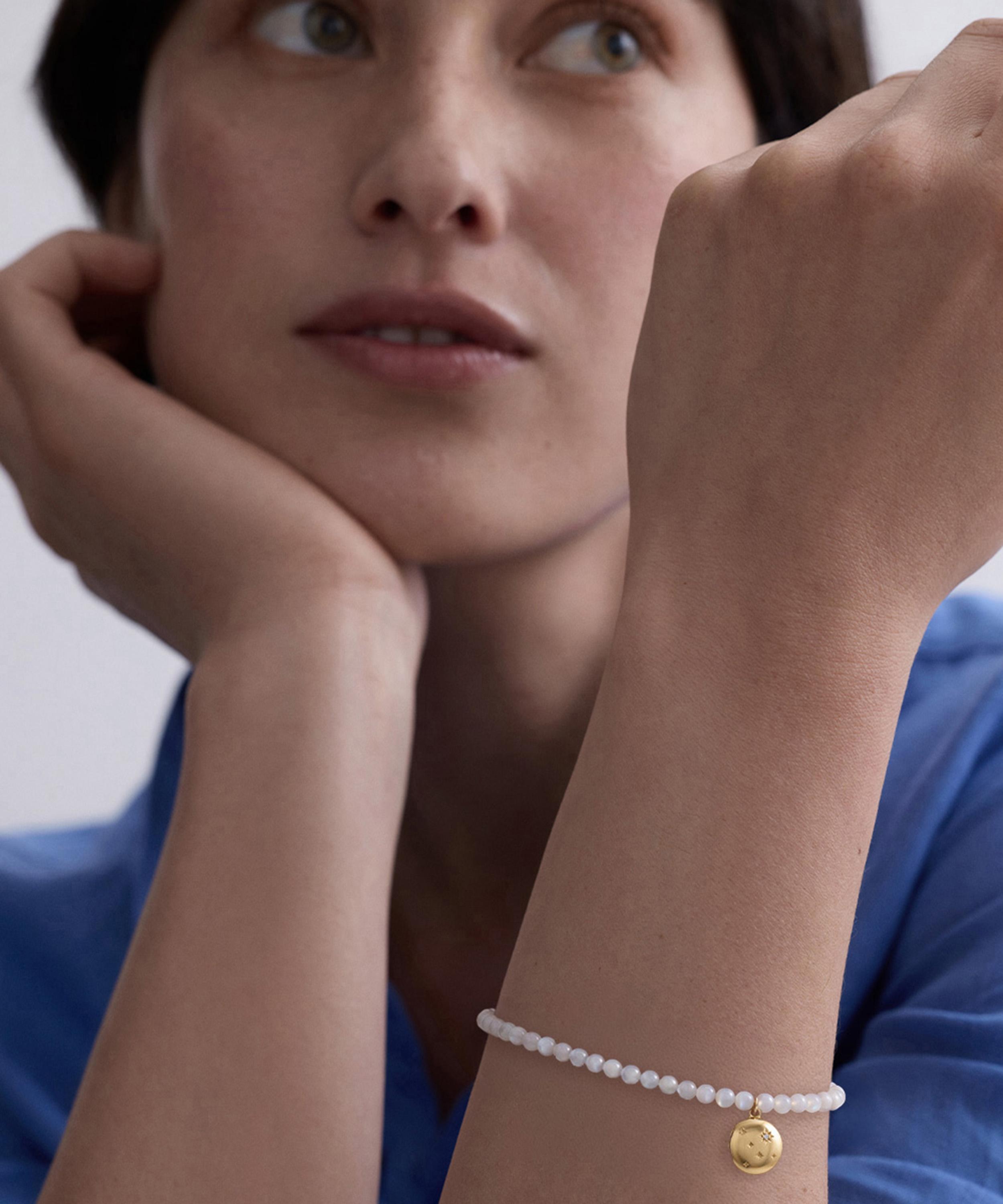 Astley Clarke - 18ct Gold-Plated Vermeil Silver Tiny Star Mother of Pearl Locket Bracelet image number 4