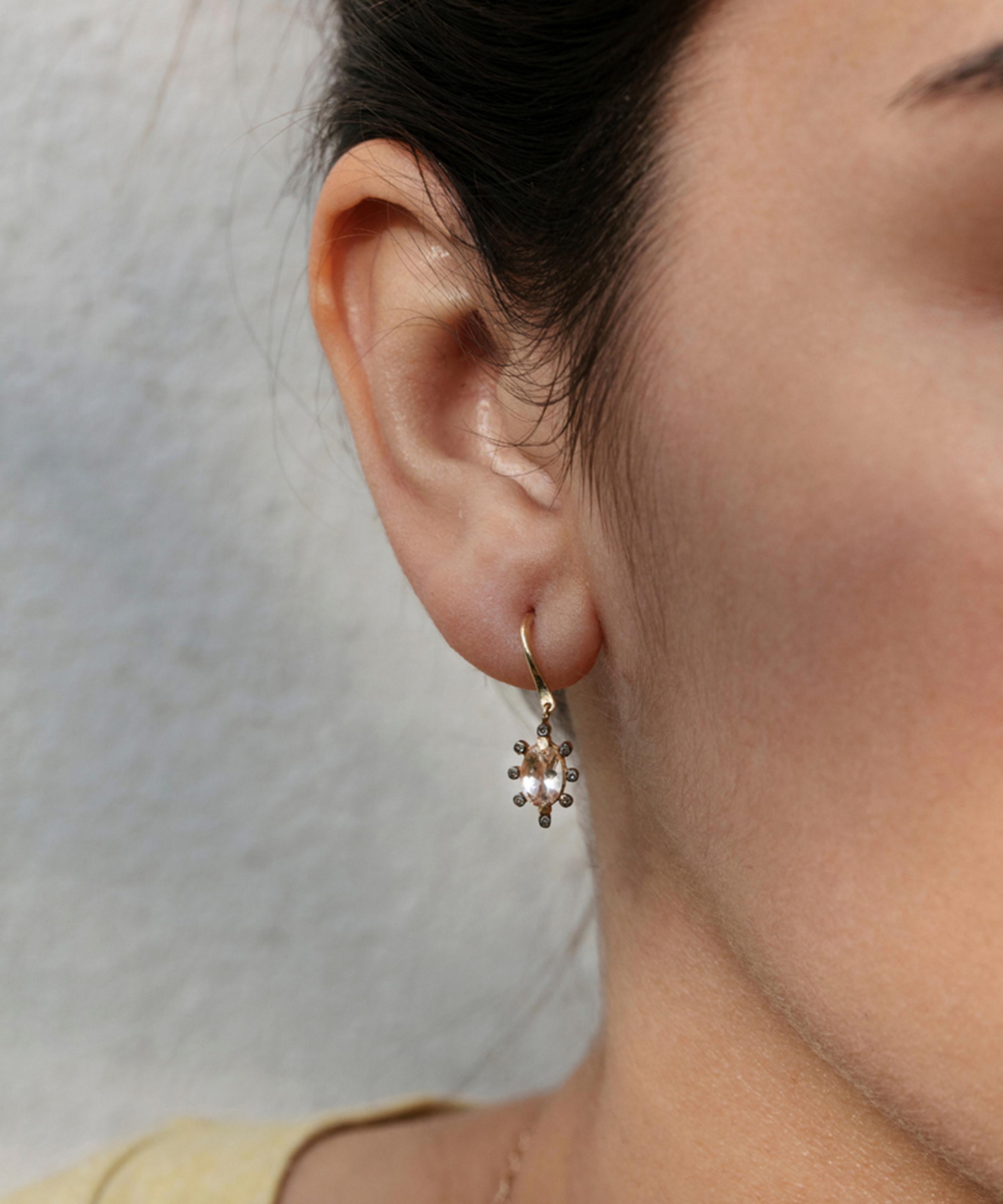 5 Octobre - 14ct Gold Flora Morga Drop Earrings image number 1