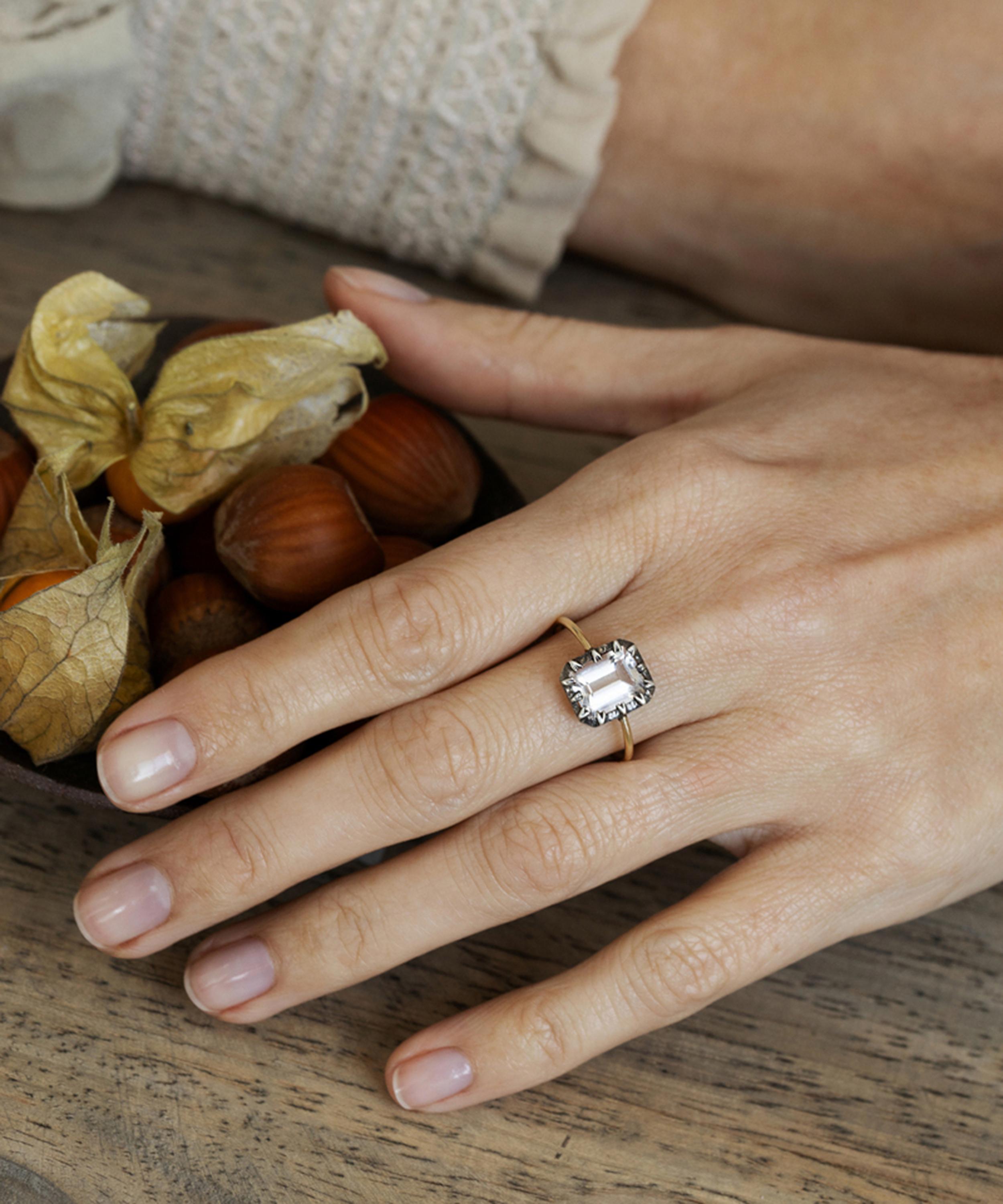 5 Octobre - 14ct Gold Avner D Ring image number 1