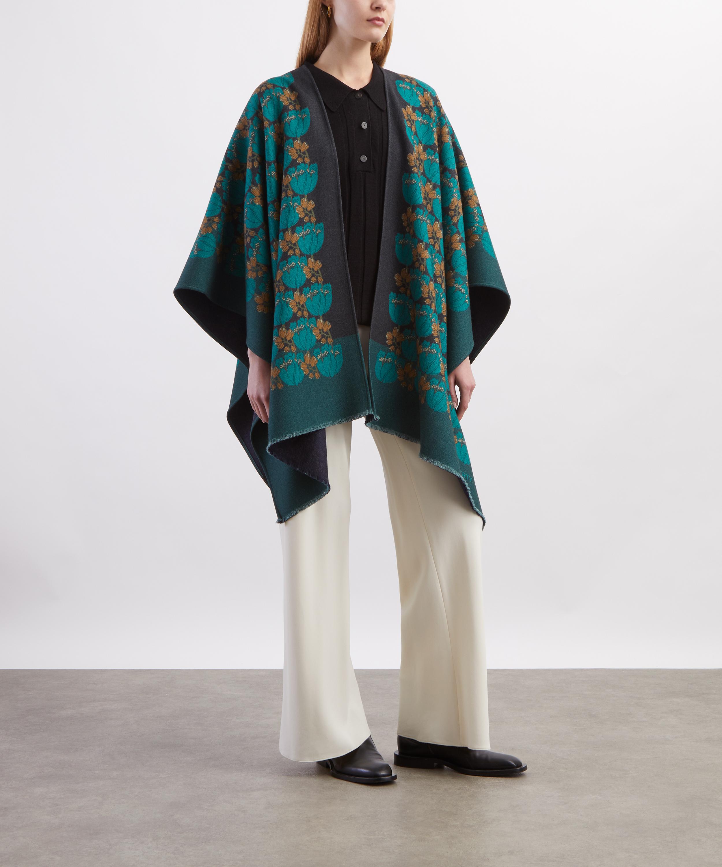 Liberty - Tudor Tulip 160x140 Wool Cape image number 1