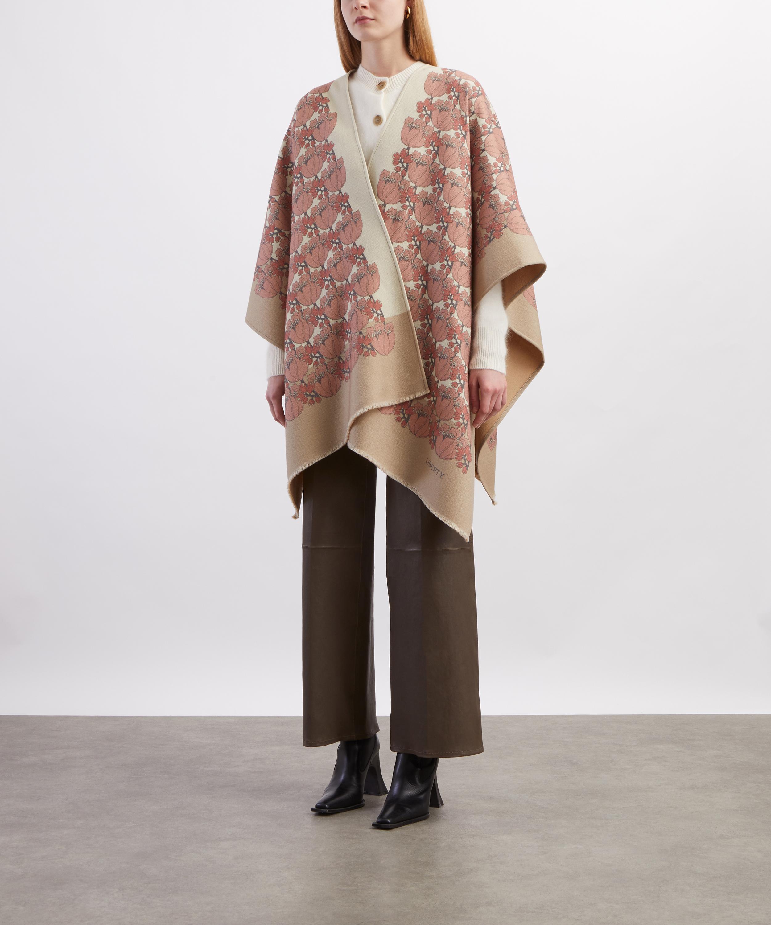 Liberty - Tudor Tulip 160x140 Wool Cape image number 2