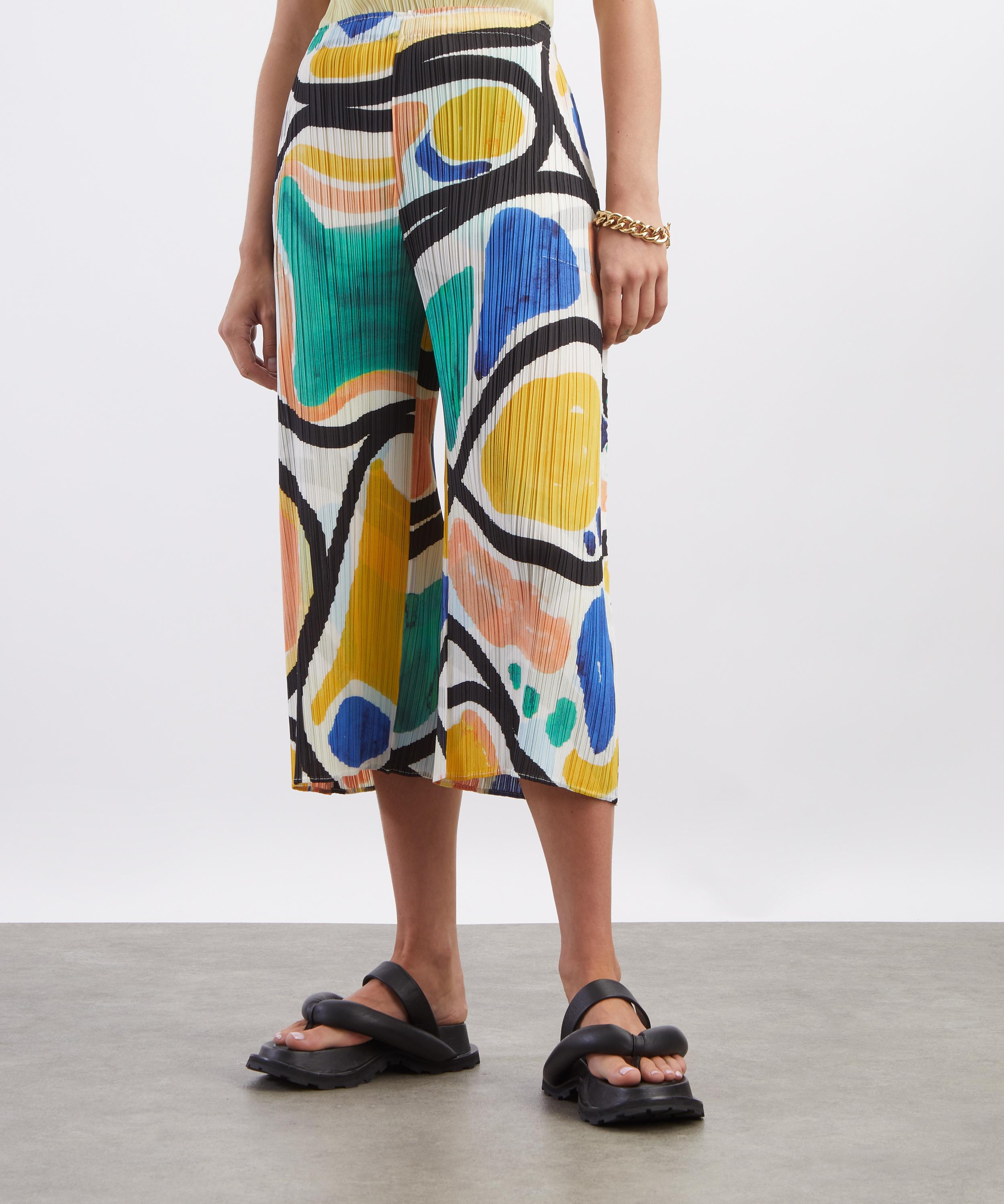 Pleats Please Issey Miyake - ROLL Pleated Trousers image number 2