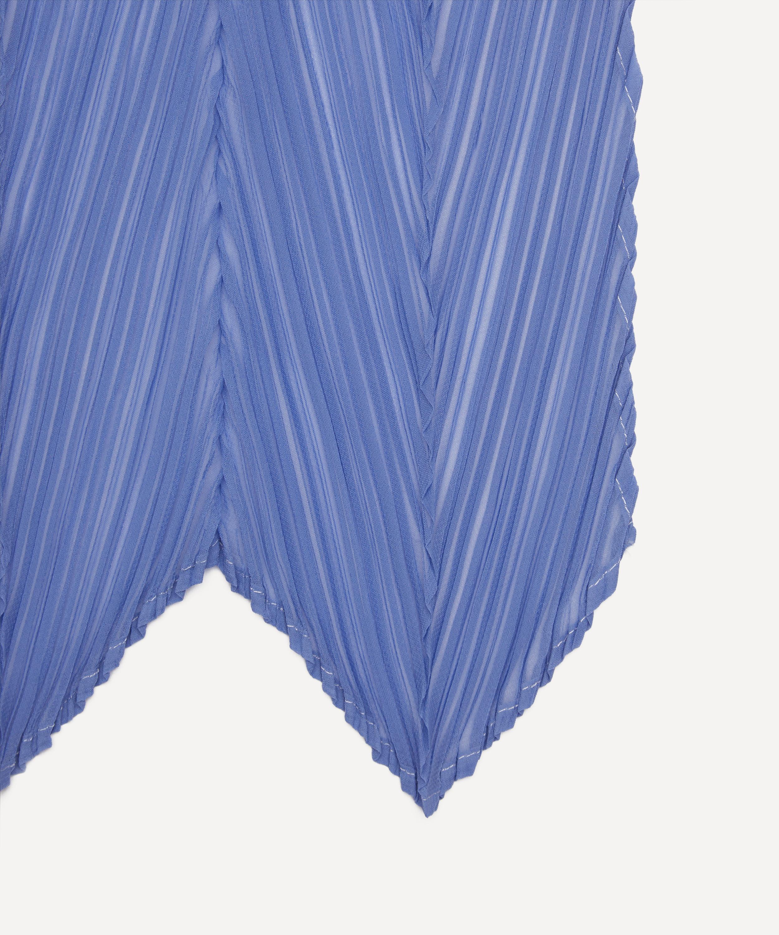Pleats Please Issey Miyake - Light Blue Pleated Skinny Scarf image number 2