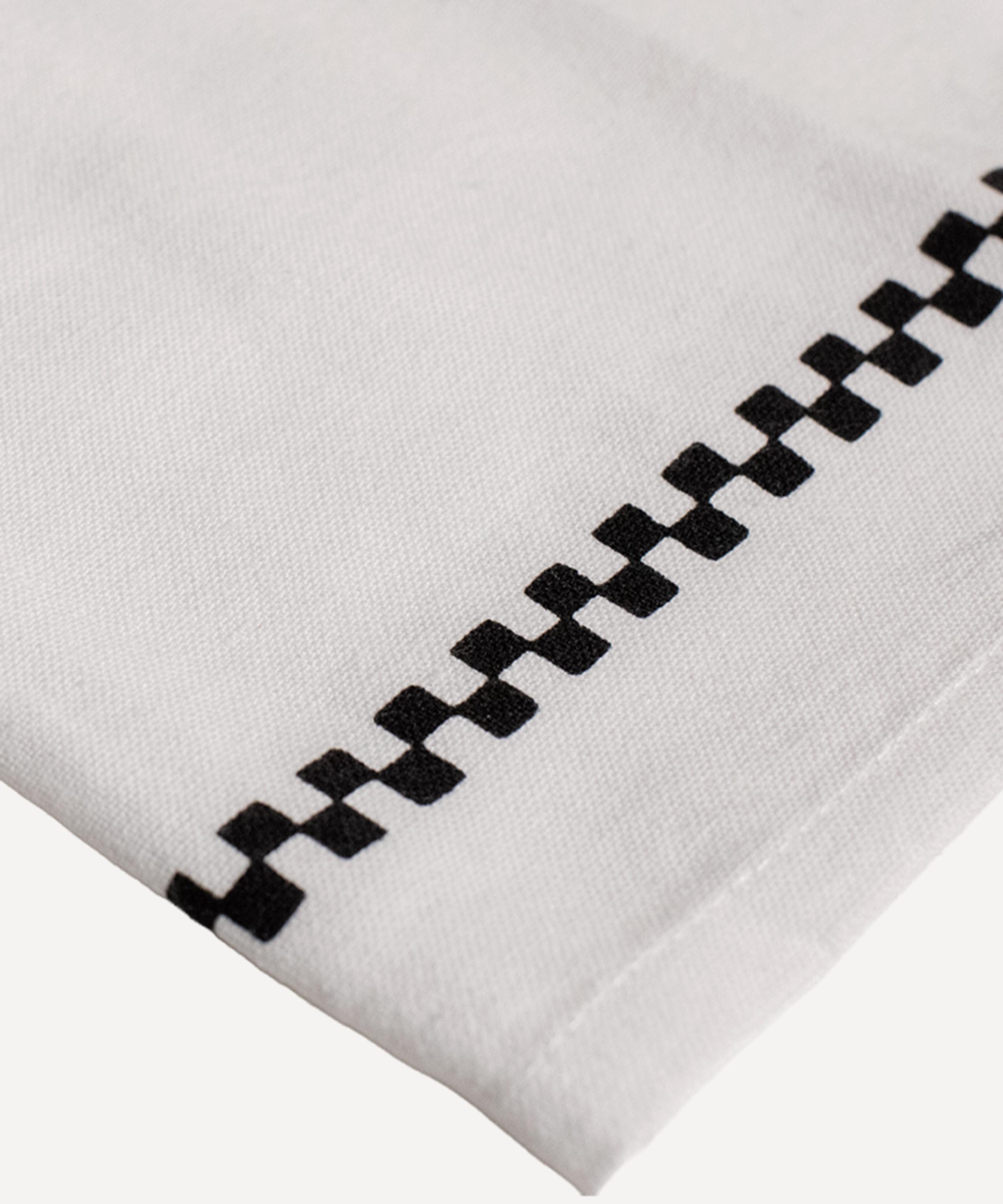 Fishs Eddy - Checkerboard Napkins Set of Four image number 2