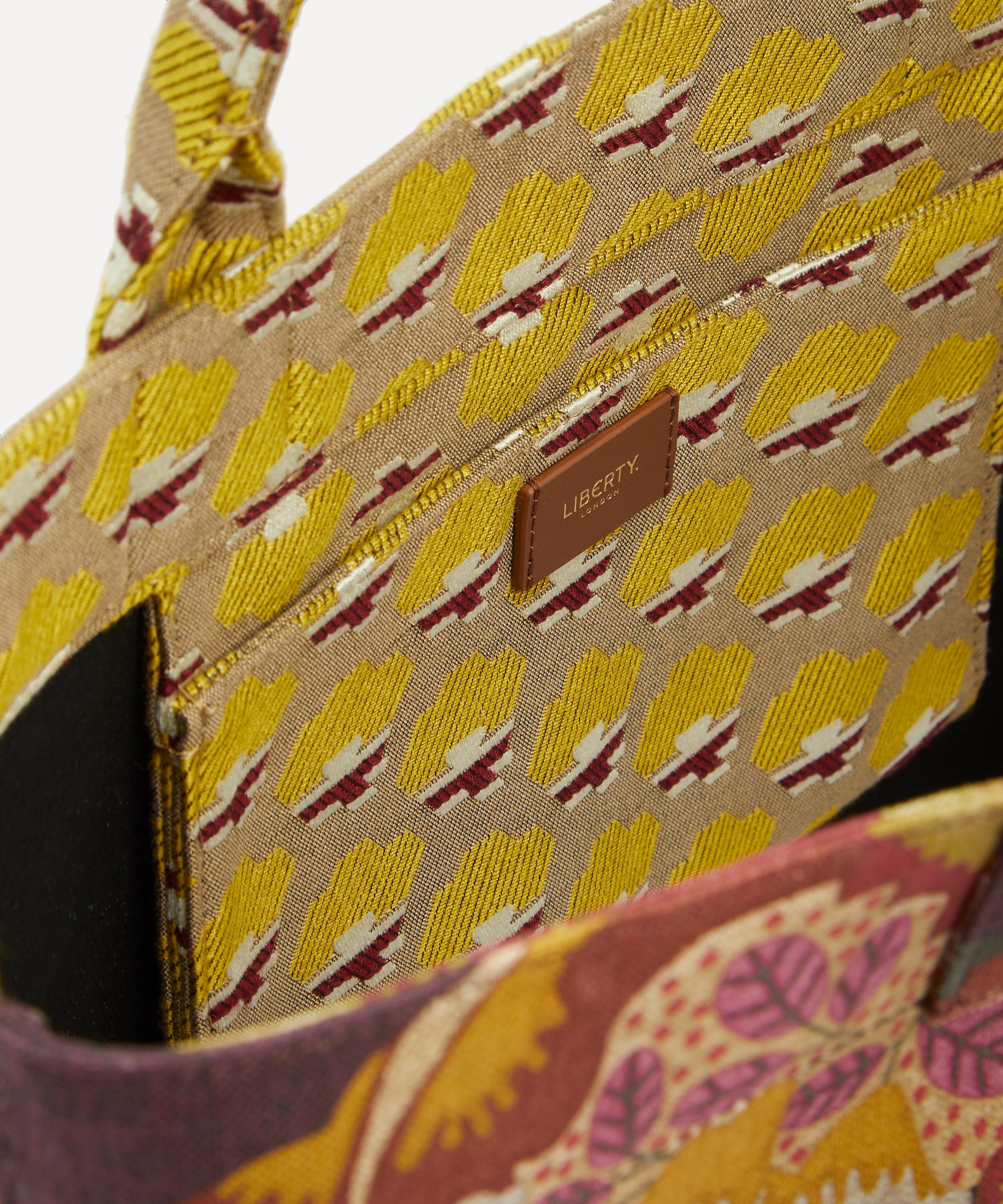 Liberty - Dragonfly Torben Pavilion Tote bag image number 5