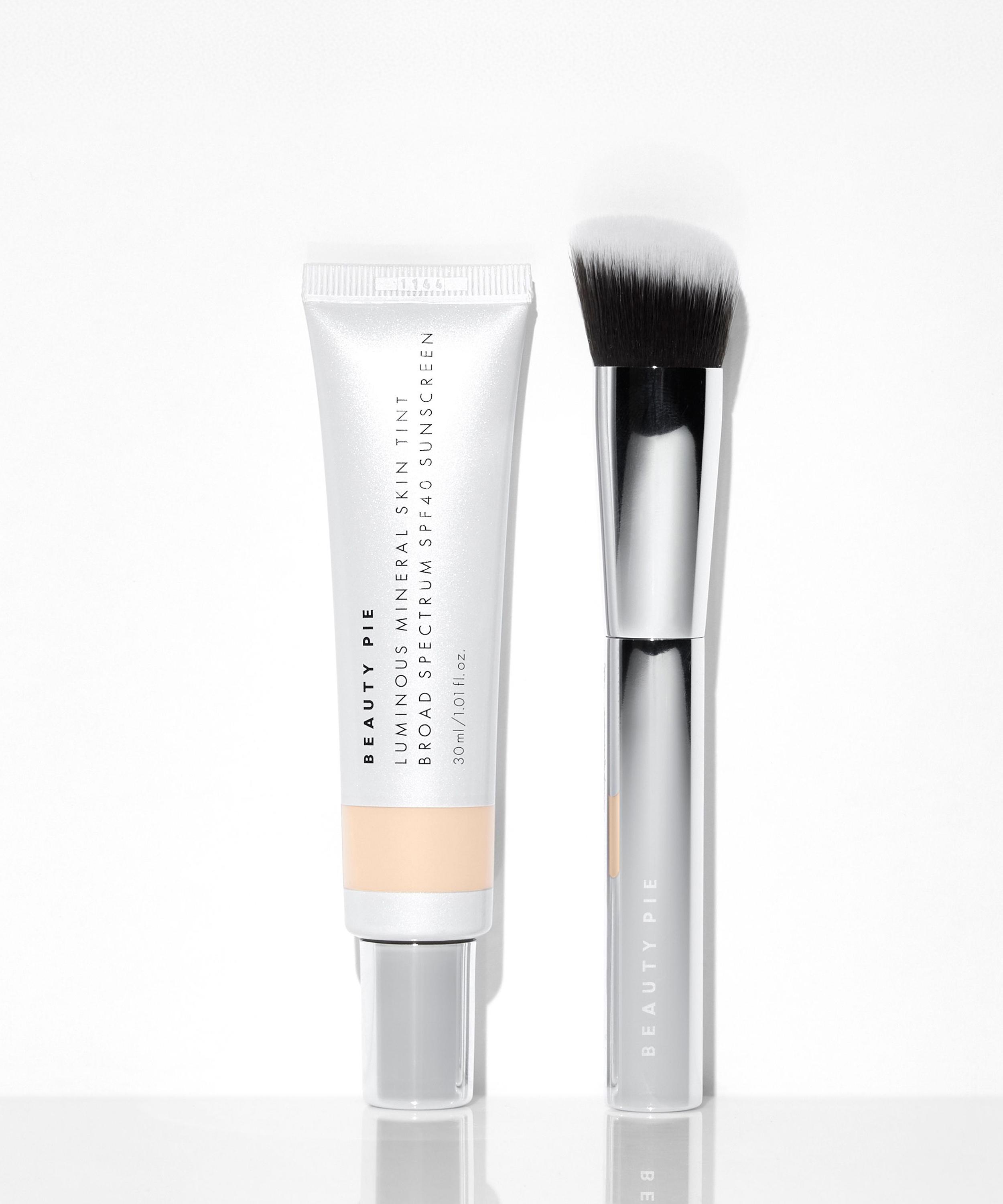 Beauty Pie - Luminous Mineral Tinted Skin Perfector SPF40 30ml image number 3
