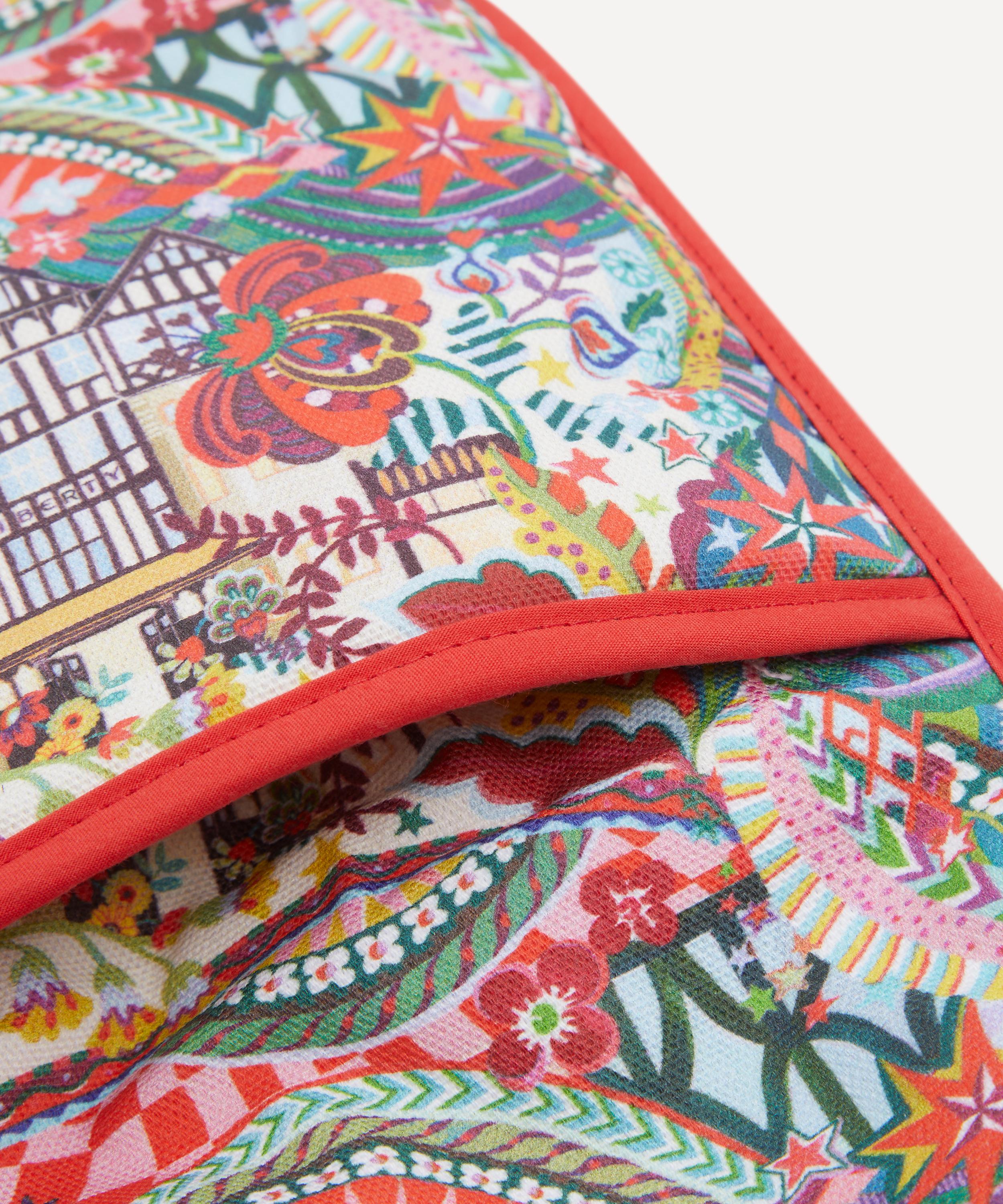 Liberty - Festive Staging Liberty Double Oven Mitt image number 4