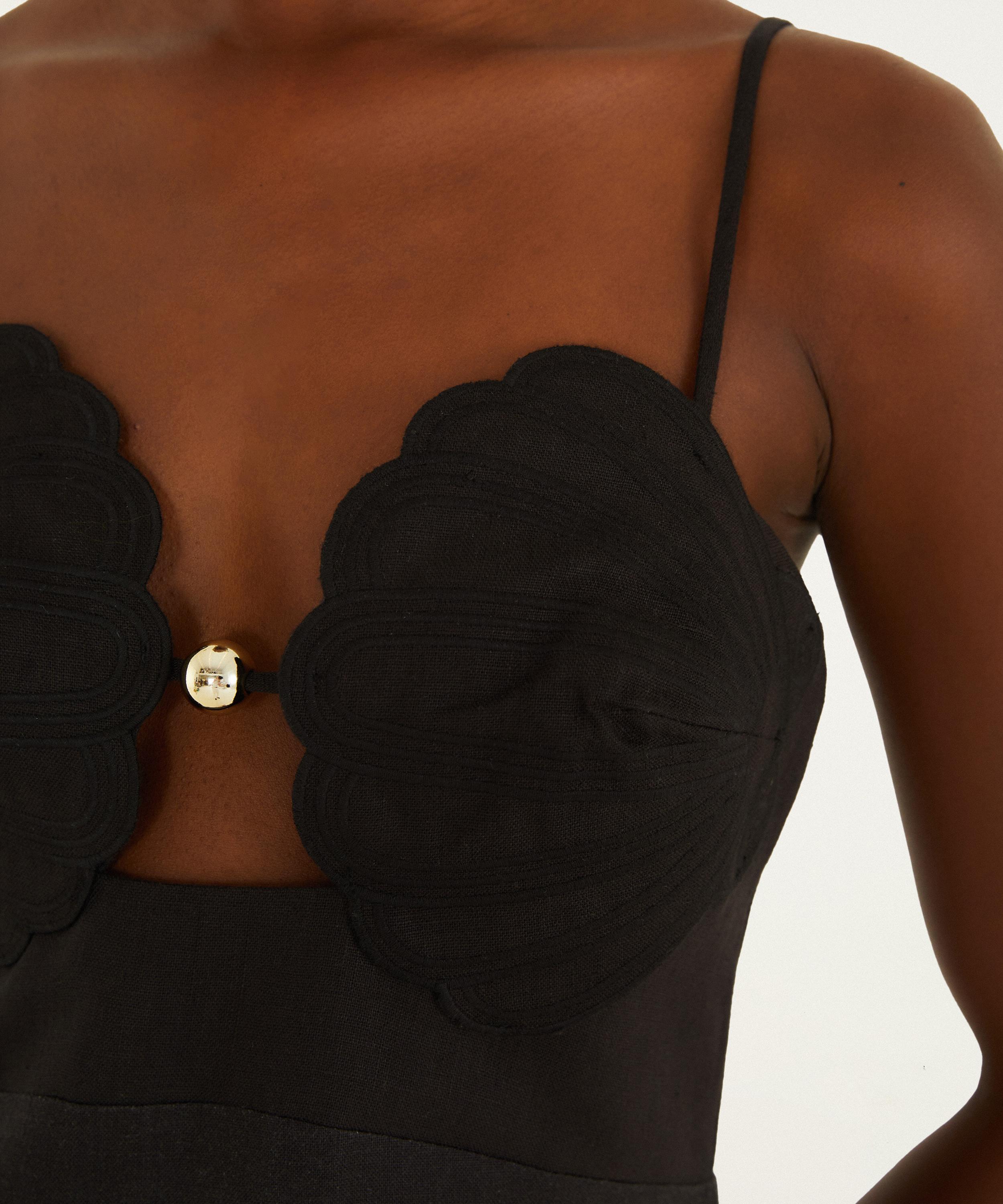 FARM Rio - Black Ammonite Belted Open-Back Maxi Dress image number 2
