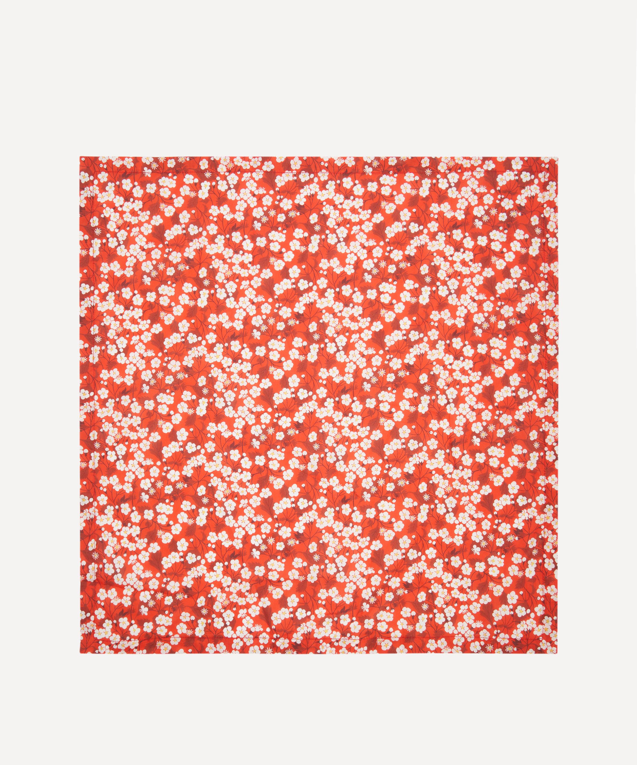 Liberty - Mitsi Star Cotton Napkins Set of Two image number 1