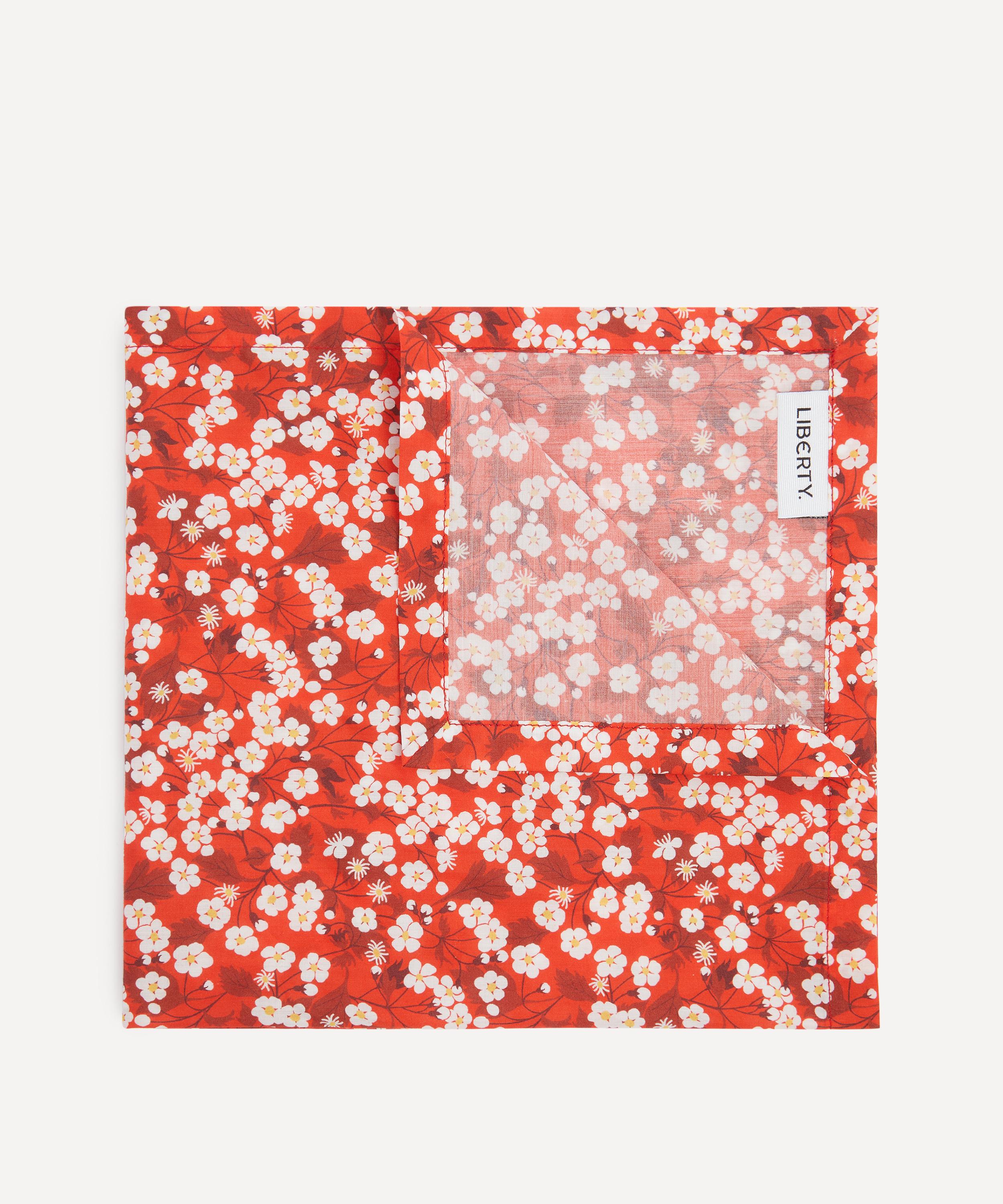 Liberty - Mitsi Star Cotton Napkins Set of Two image number 3