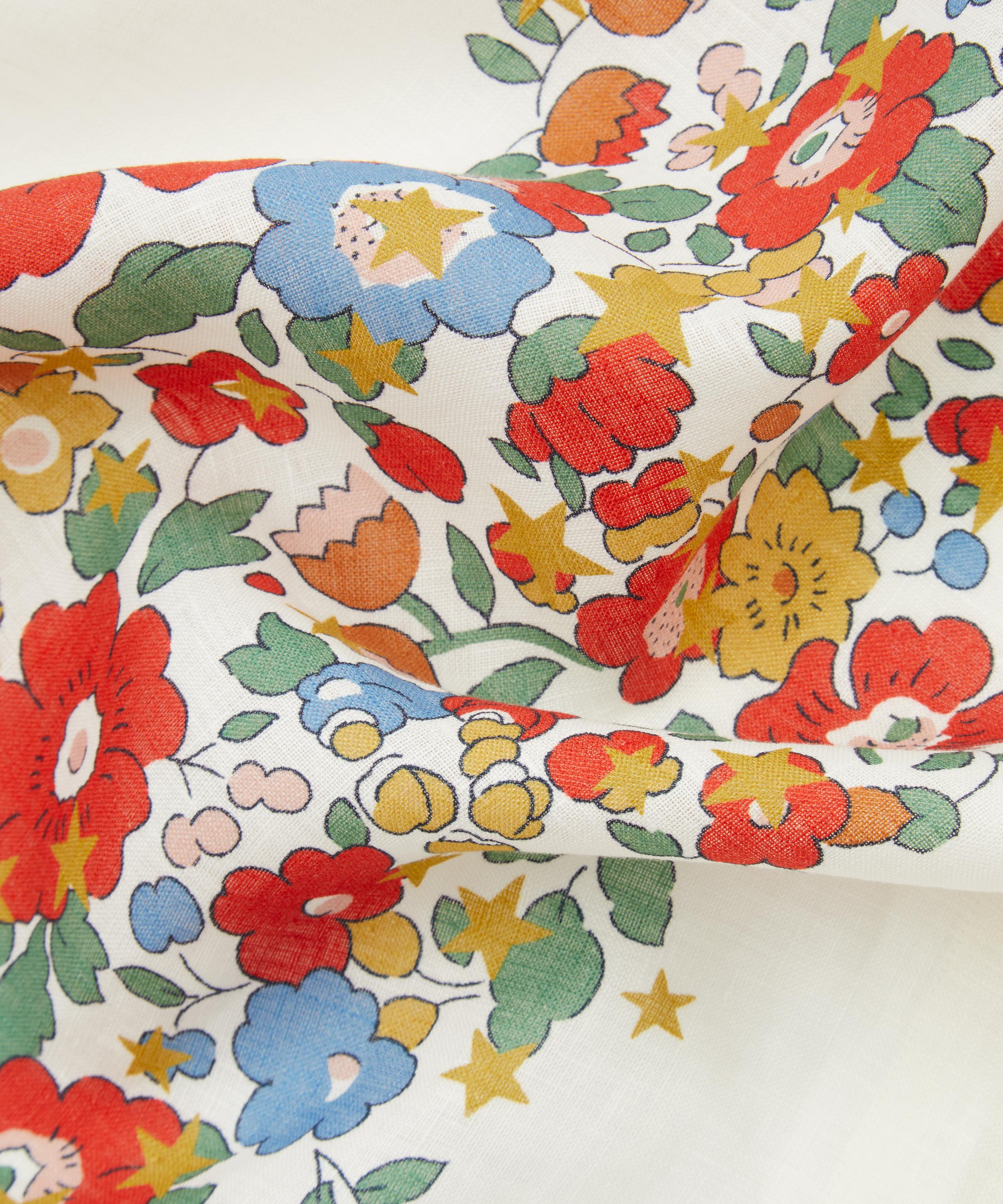 Liberty - Betsy Star Linen 165cm x 250cm Tablecloth image number 2