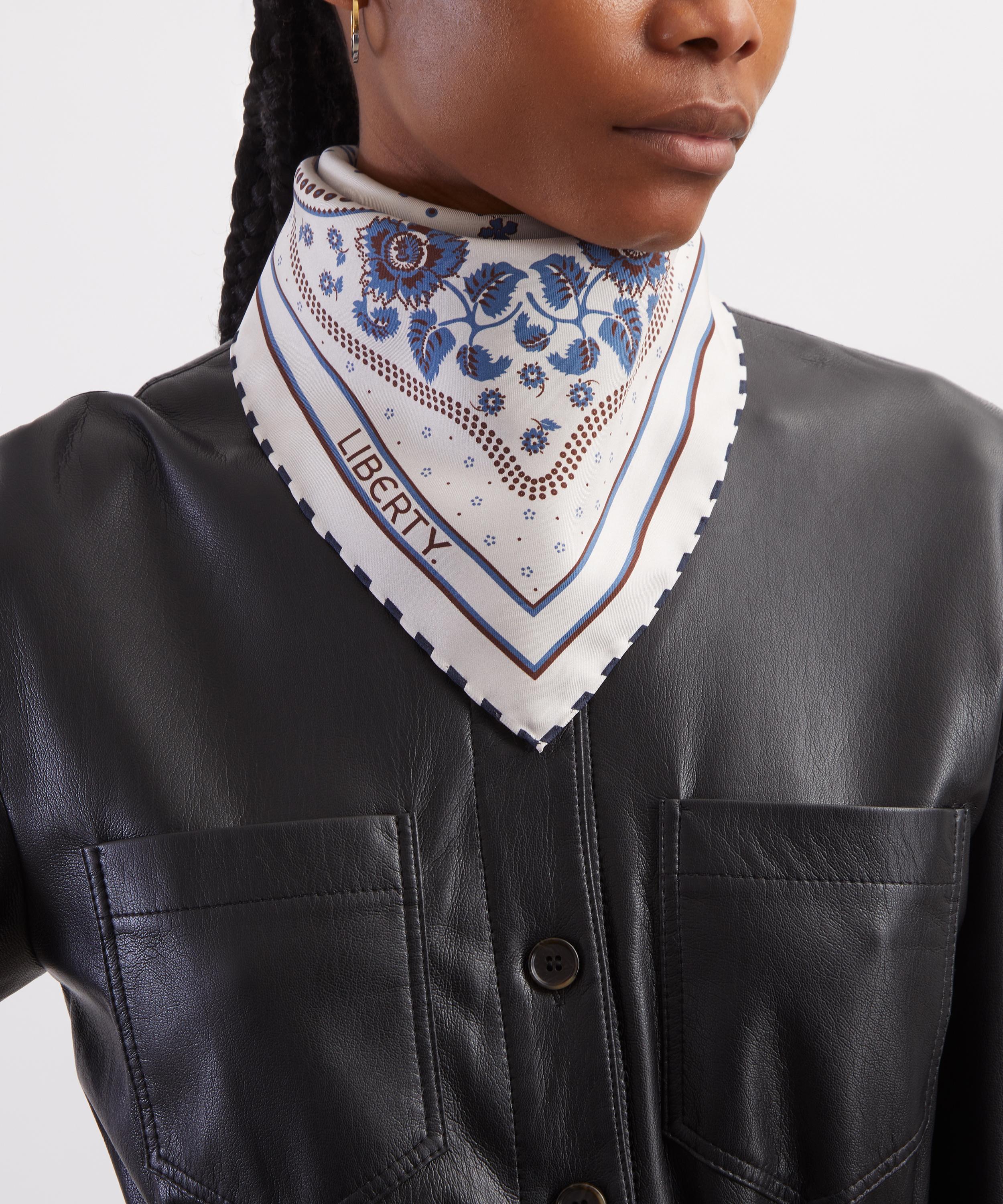Liberty - Louis Silk Bandana 55 image number 1