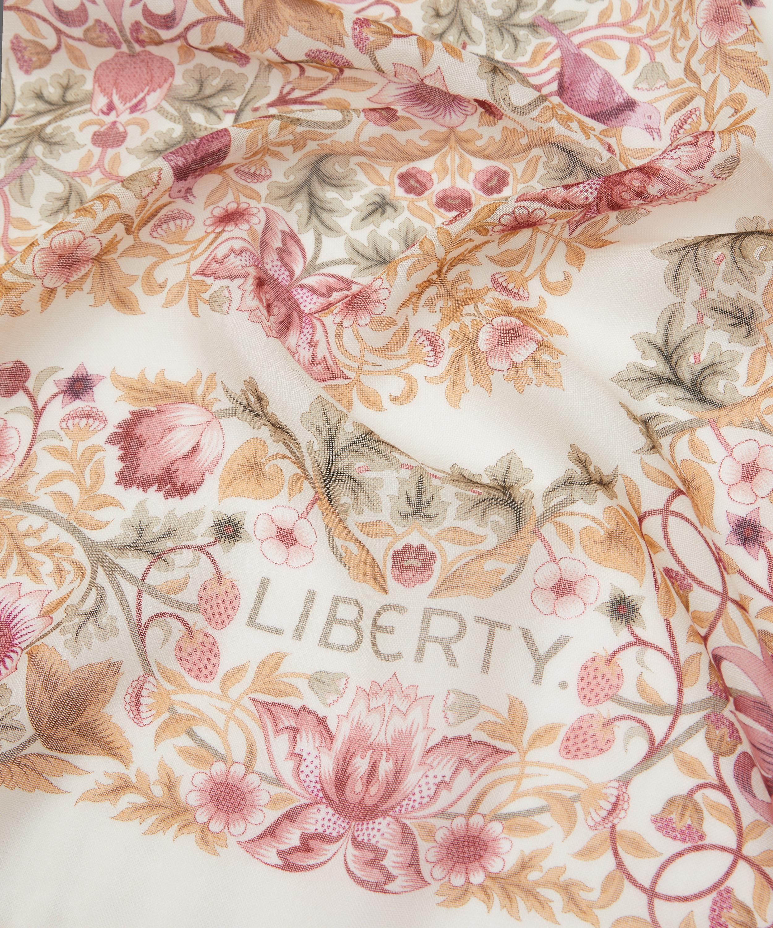 Liberty - Strawberry Thief Cashmere-Silk Scarf 140 image number 4