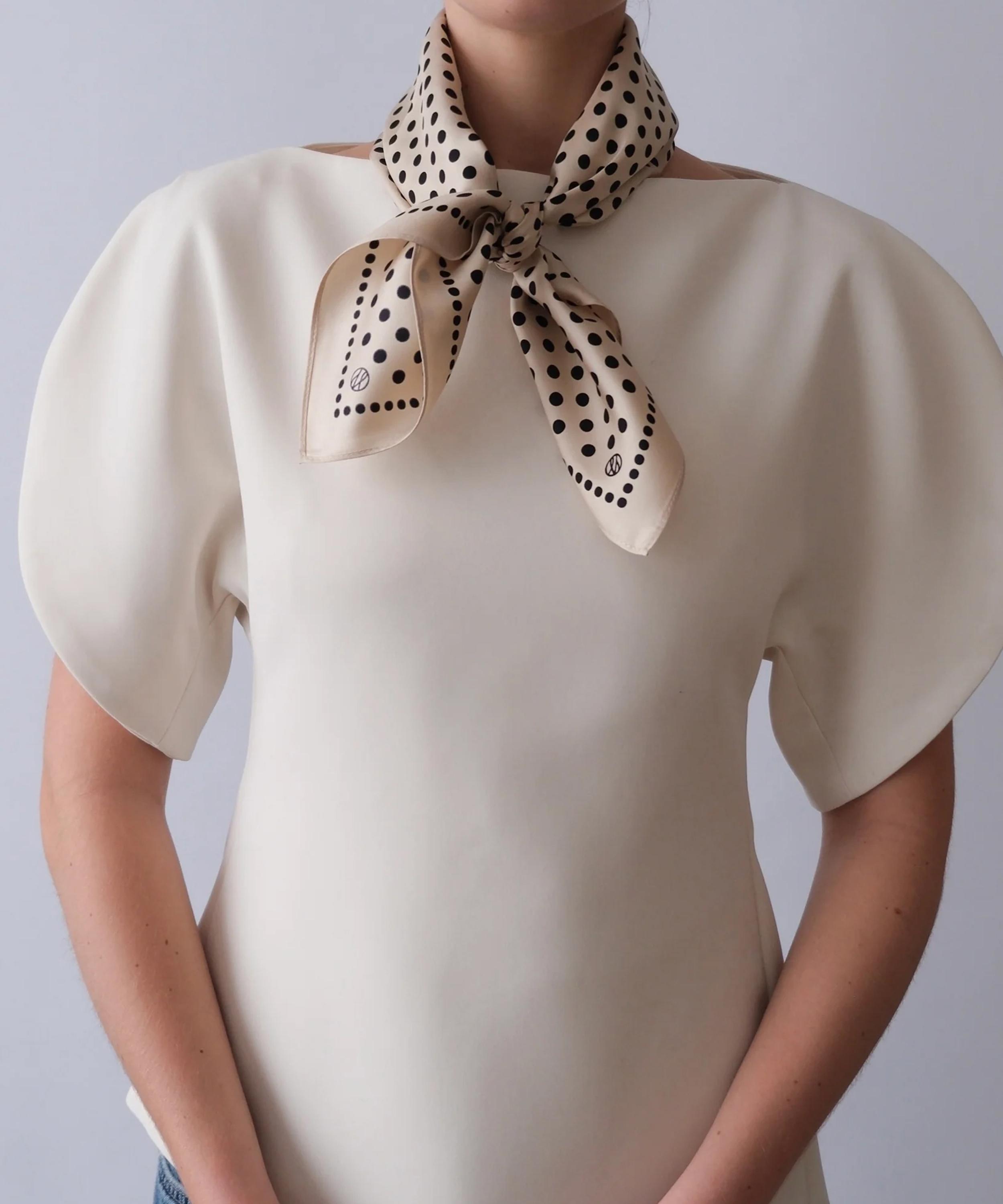 Le Scarf - Silk Scarf Polka Dot 65cm image number 2