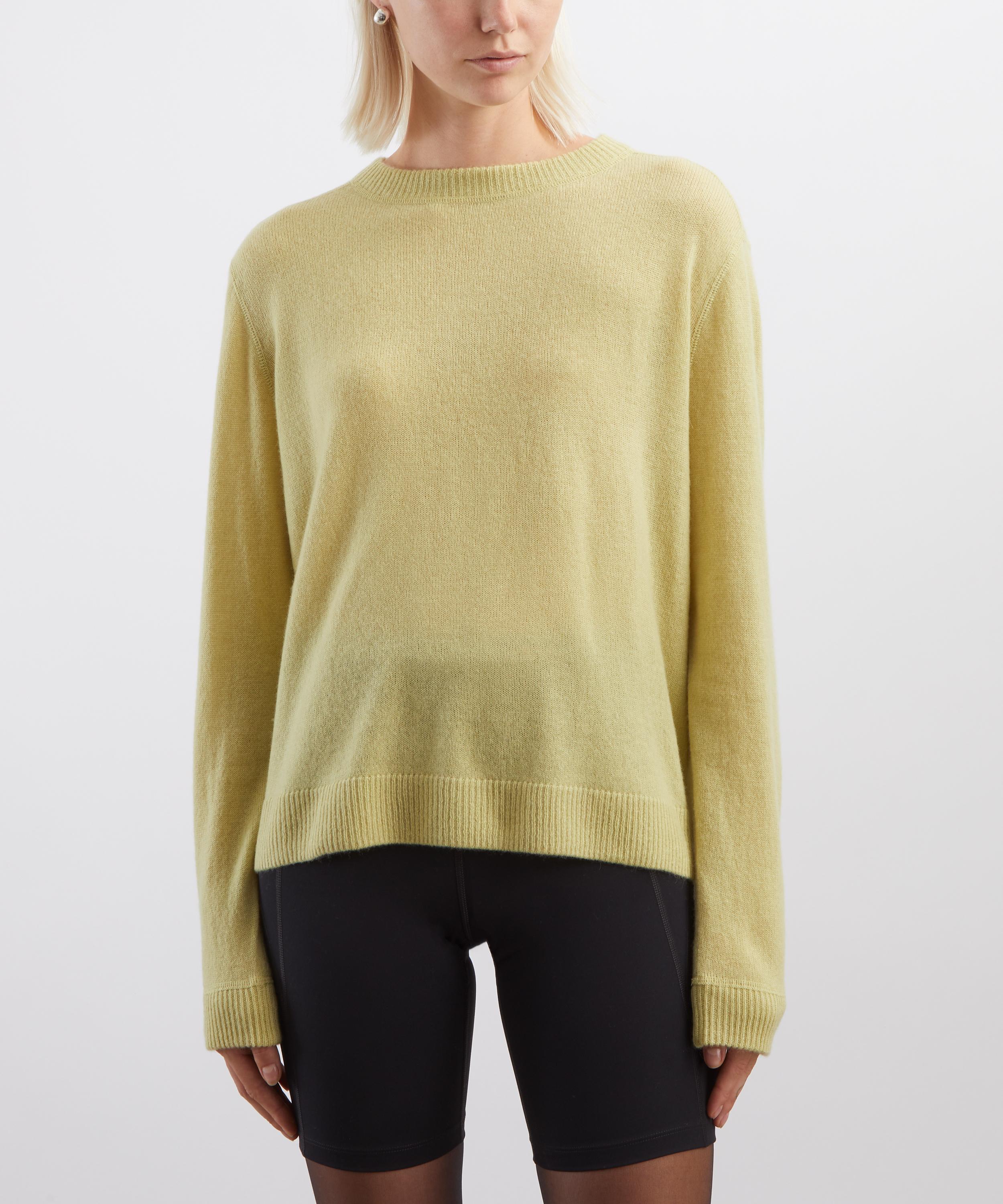 Reformation - Cashmere Boyfriend Jumper in Navy image number 2