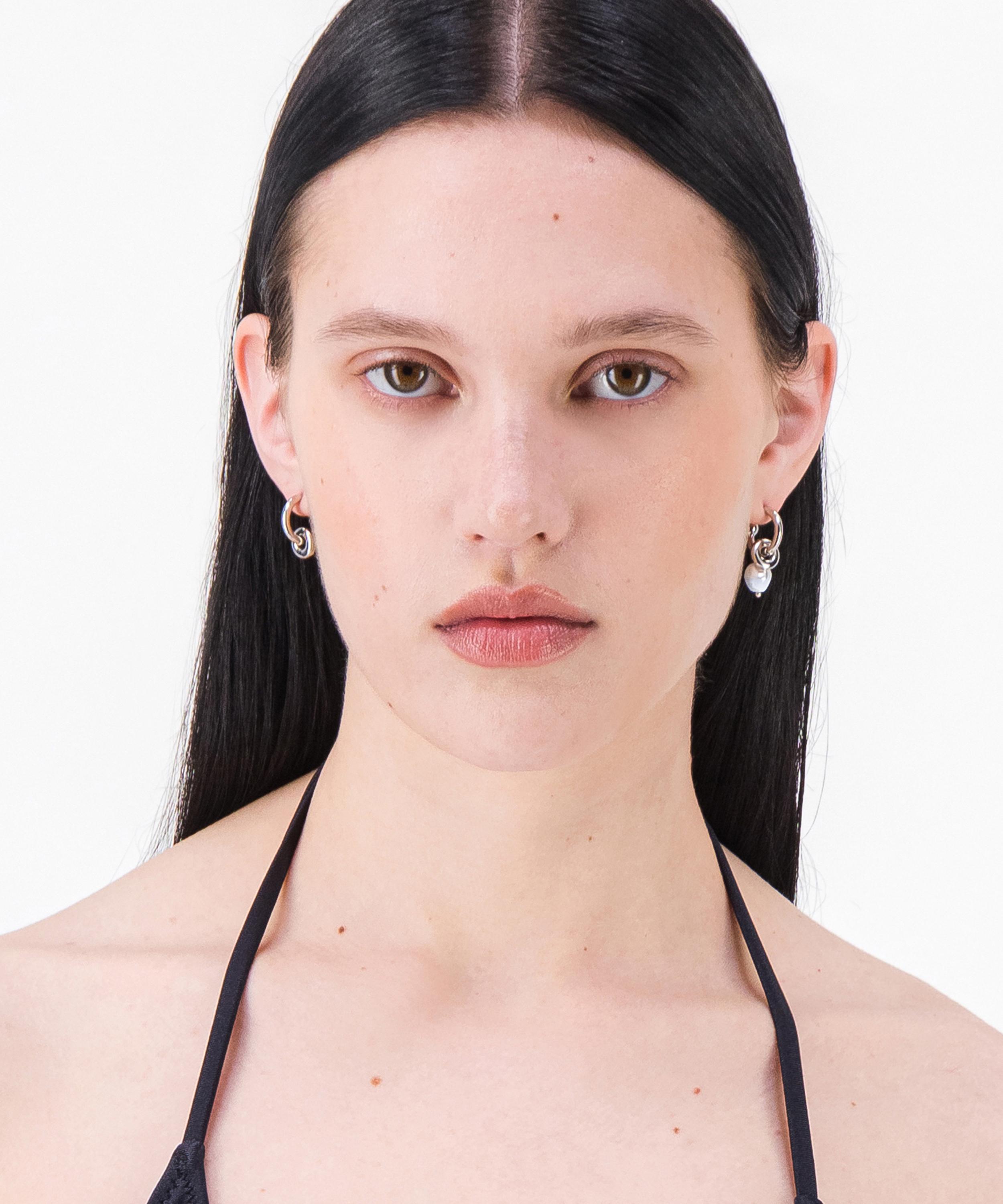 Justine Clenquet - Palladium-Plated Ethan Pearl Hoop Earrings image number 1