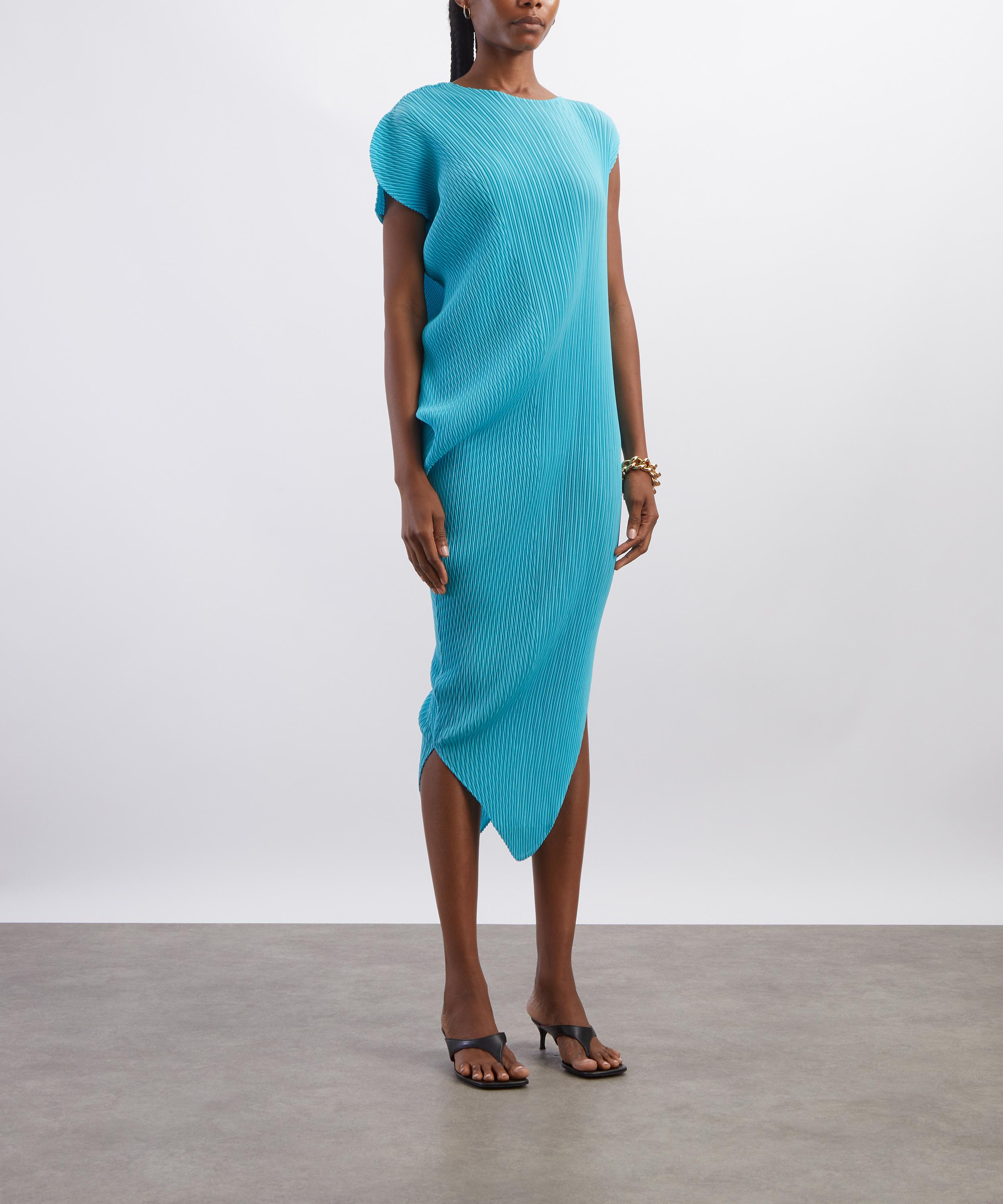 Issey Miyake - LEAF PLEATS Light Blue Midi Dress image number 2