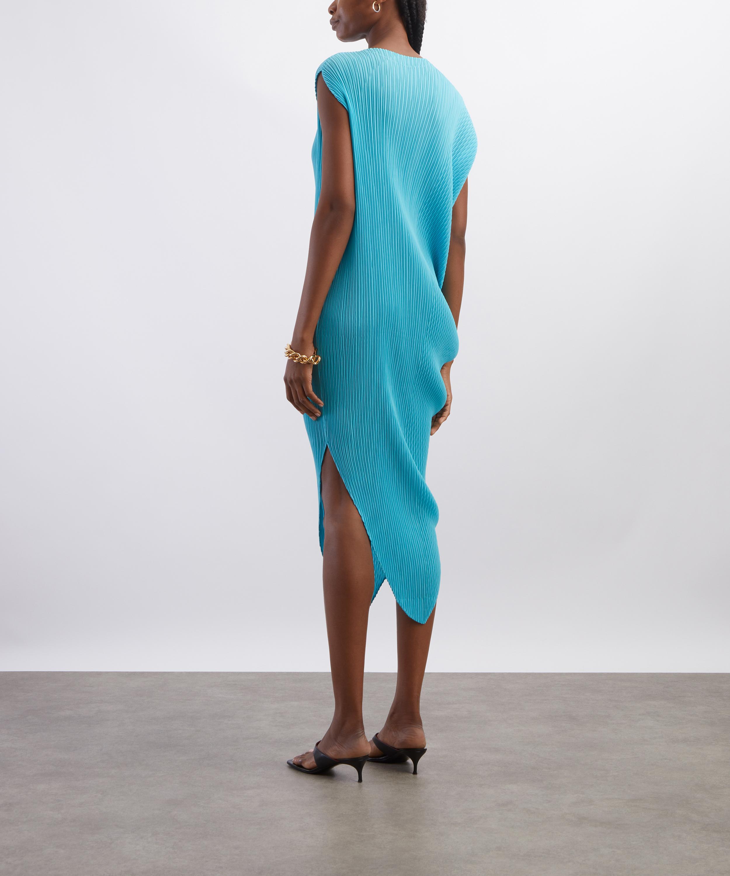 Issey Miyake - LEAF PLEATS Light Blue Midi Dress image number 3