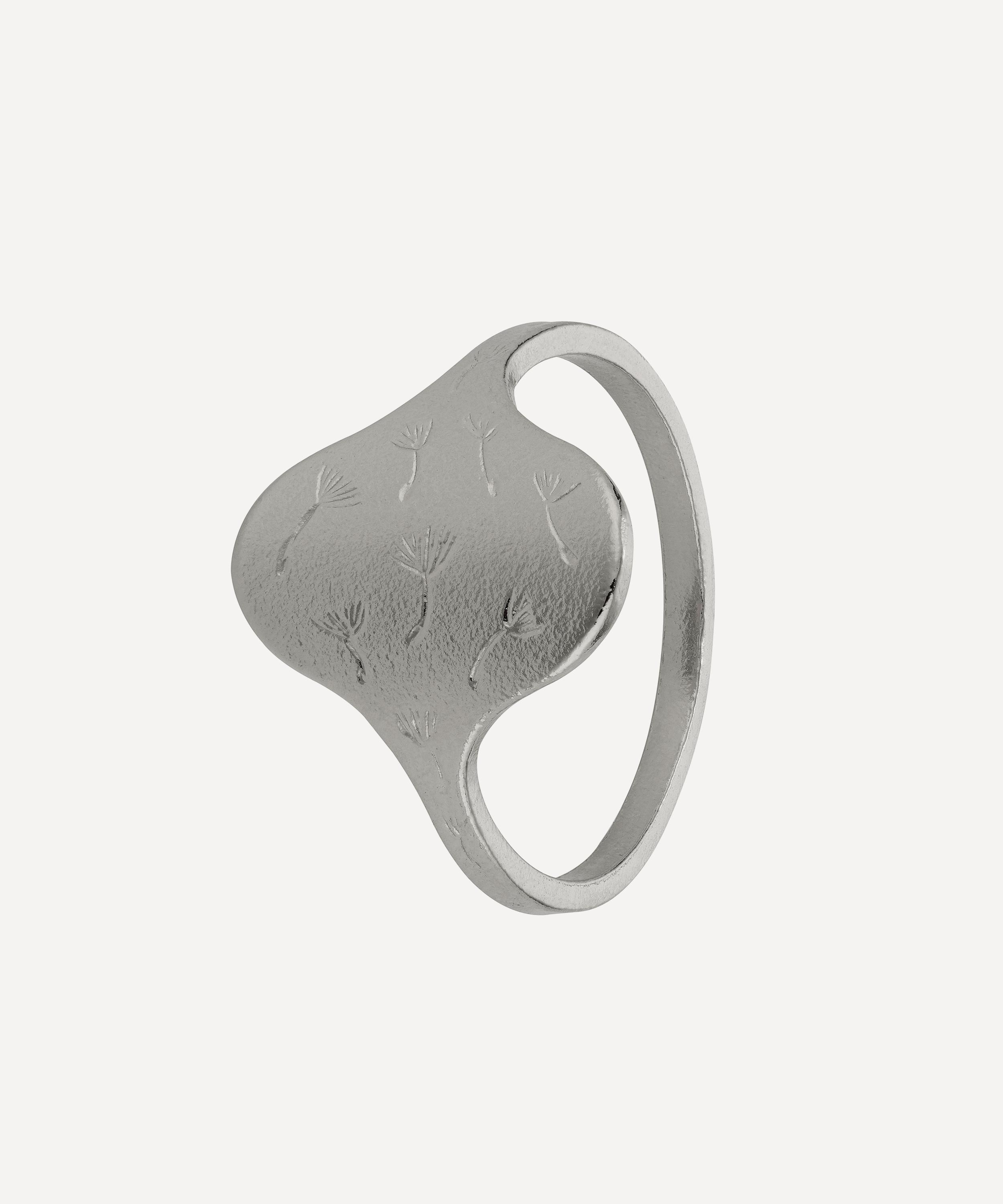 Alex Monroe - Sterling Silver Oval Make a Wish Ring image number 0