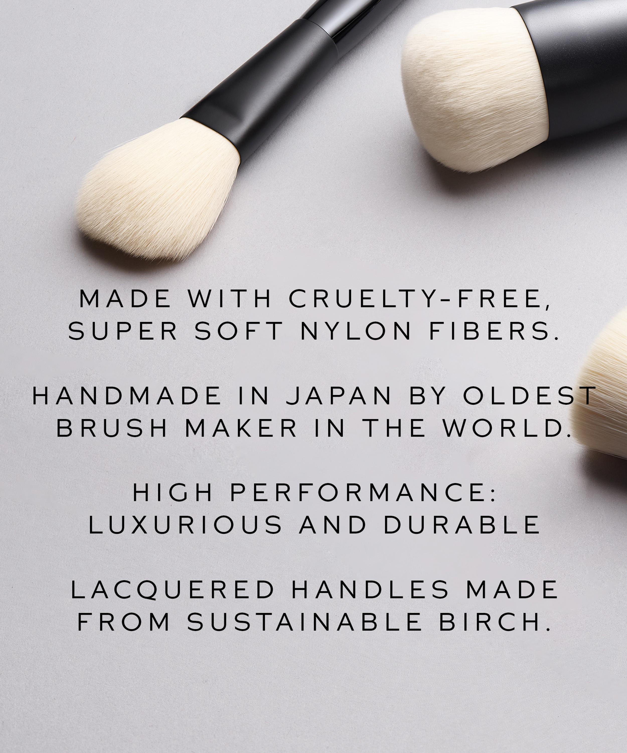 Westman Atelier - Liquid Foundation Brush image number 3