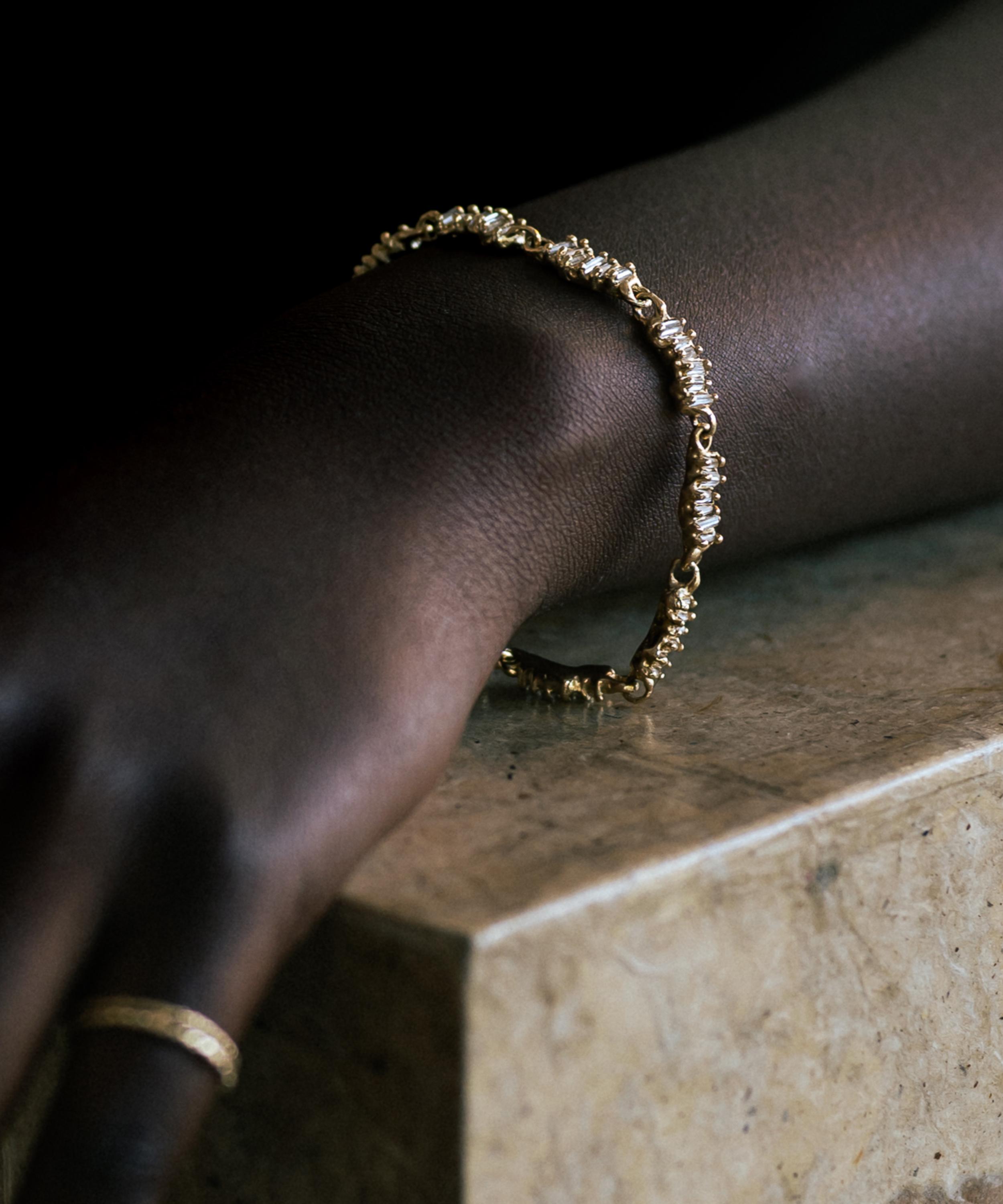 Ellis Mhairi Cameron - 14ct Gold Armach Diamond Scatter Chain Bracelet I image number 1