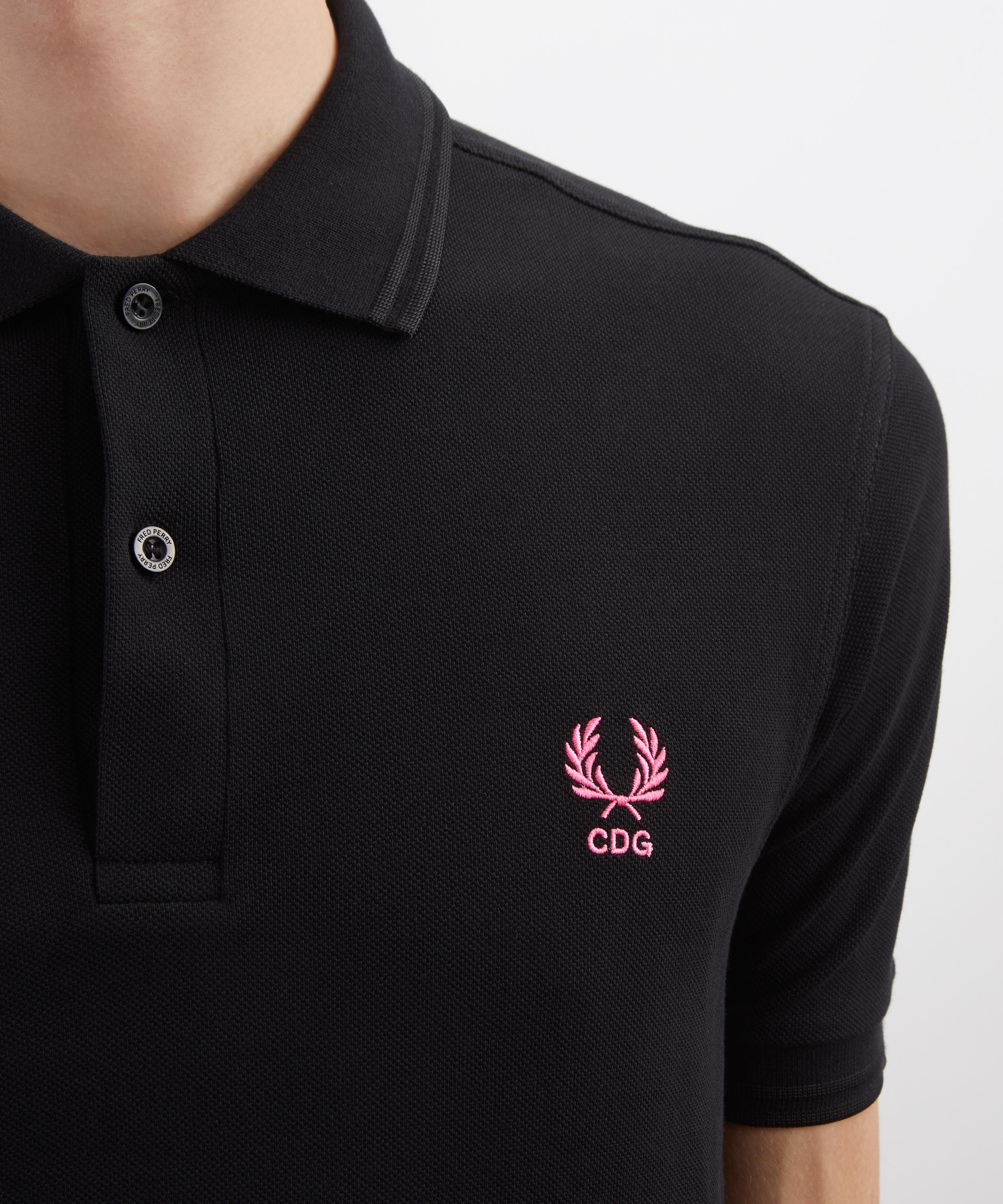 Comme des Gar&ccedil;ons Shirt - x Fred Perry Pink Fluorescent Embroidery Polo Shirt image number 4
