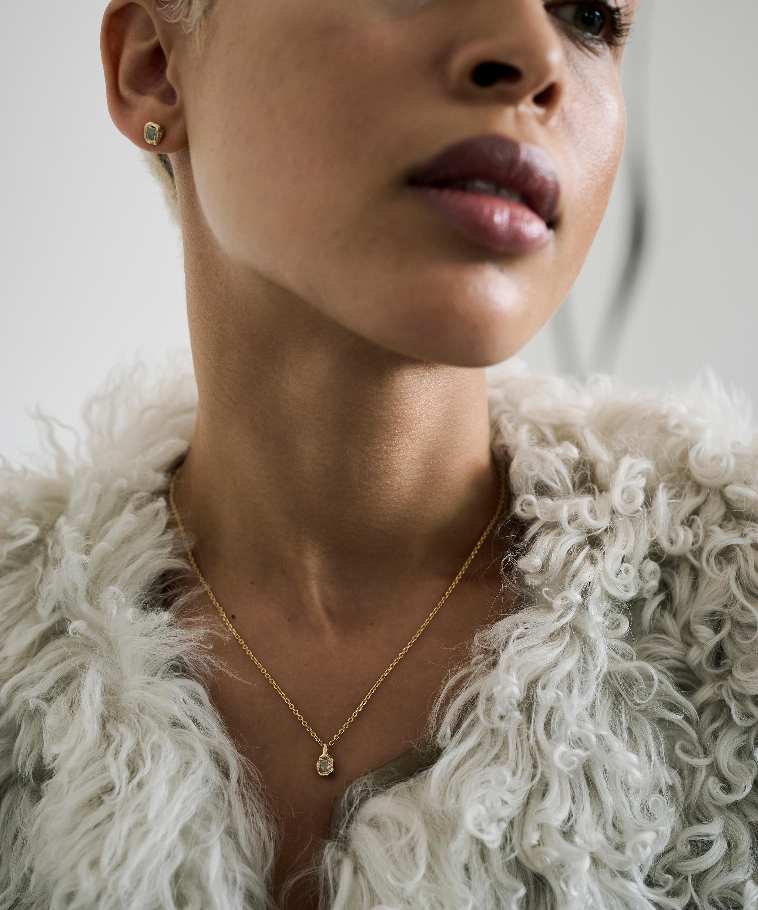Ellis Mhairi Cameron - 14ct Gold X Radiant Lemon Diamond Nugget Pendant Necklace image number 1