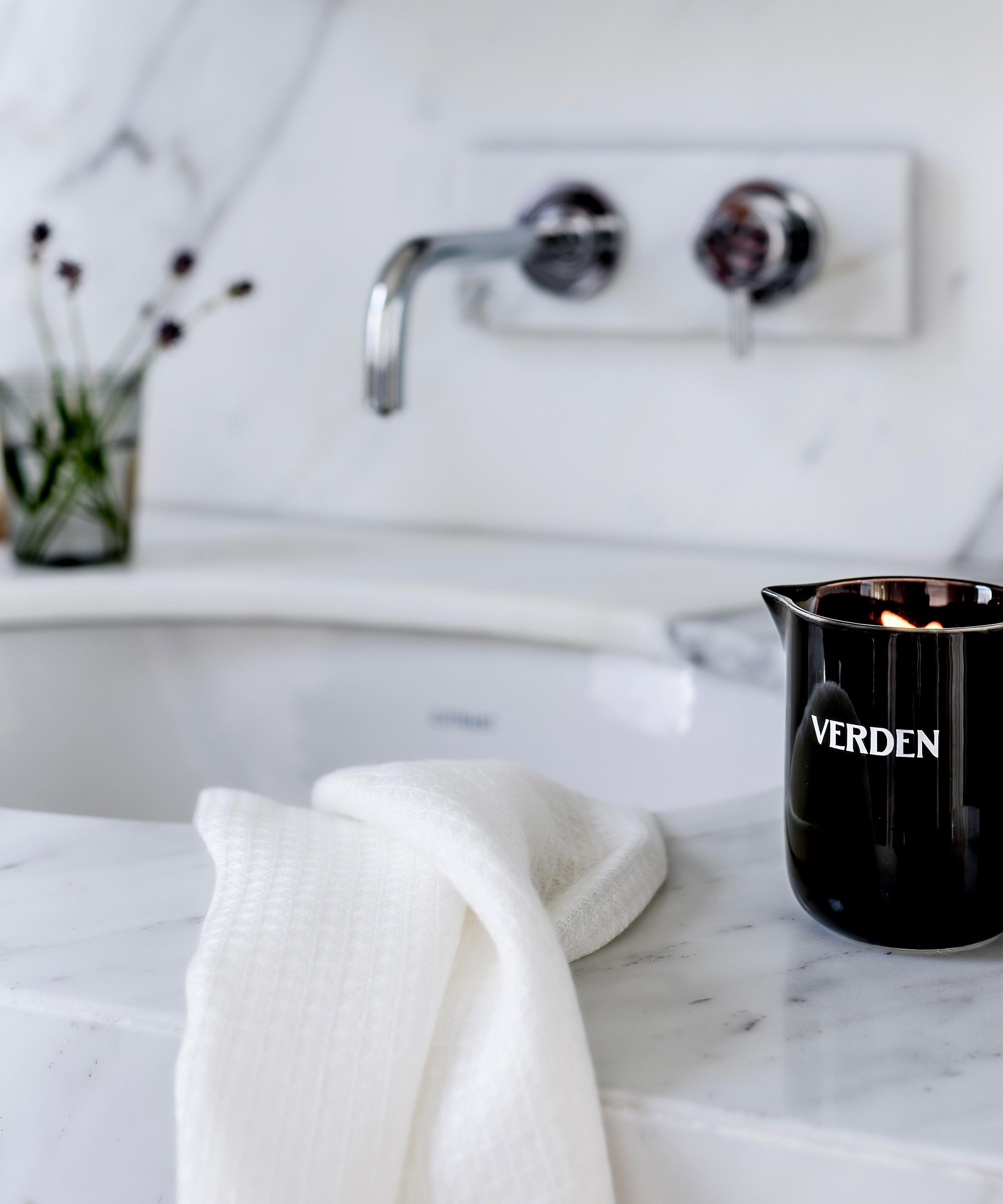 VERDEN - Nocturne Nourishing Skin Treatment Candle 155g image number 4