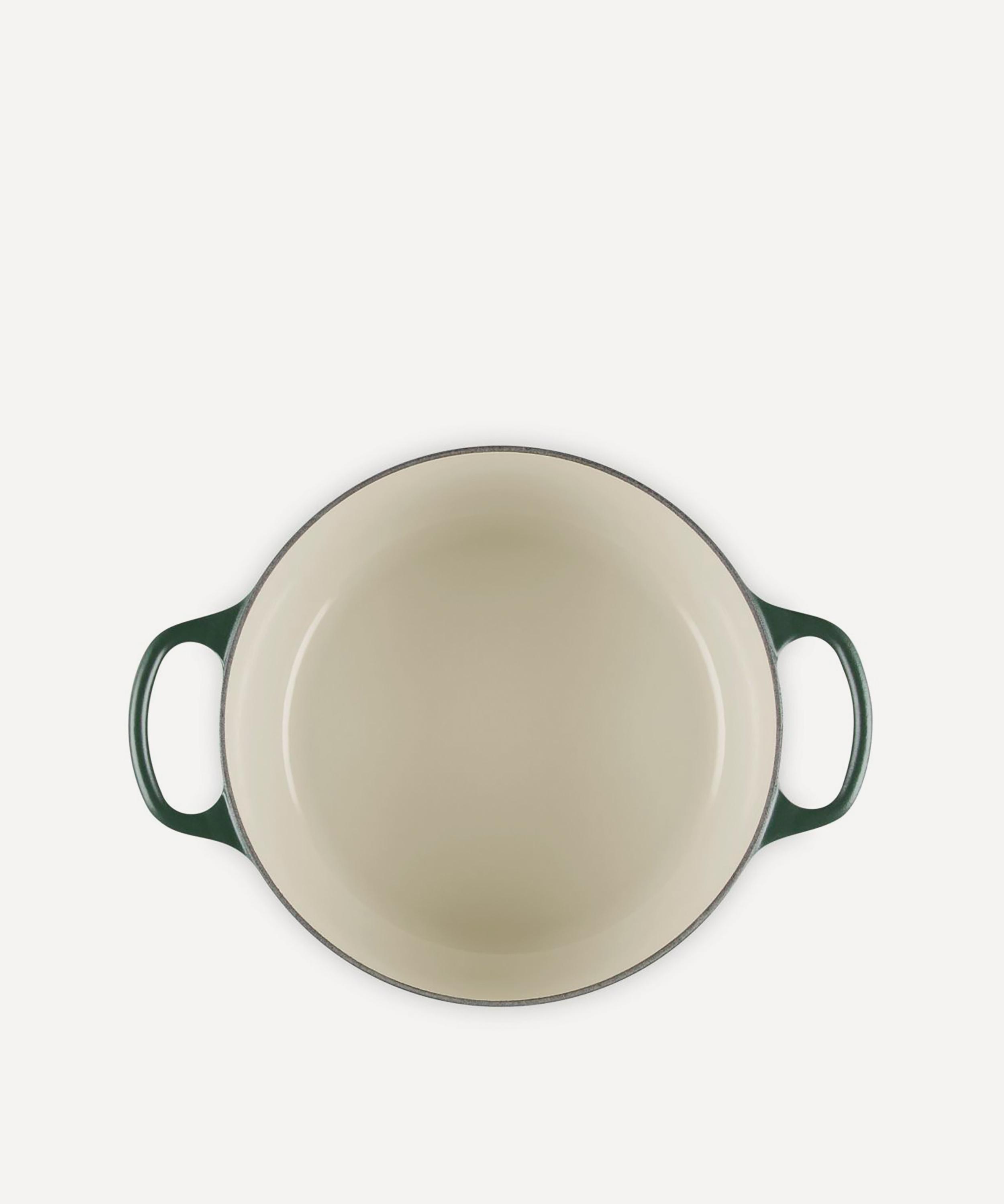 Le Creuset - Enamelled Cast Iron Signature Round Casserole 24cm For&ecirc;t image number 4