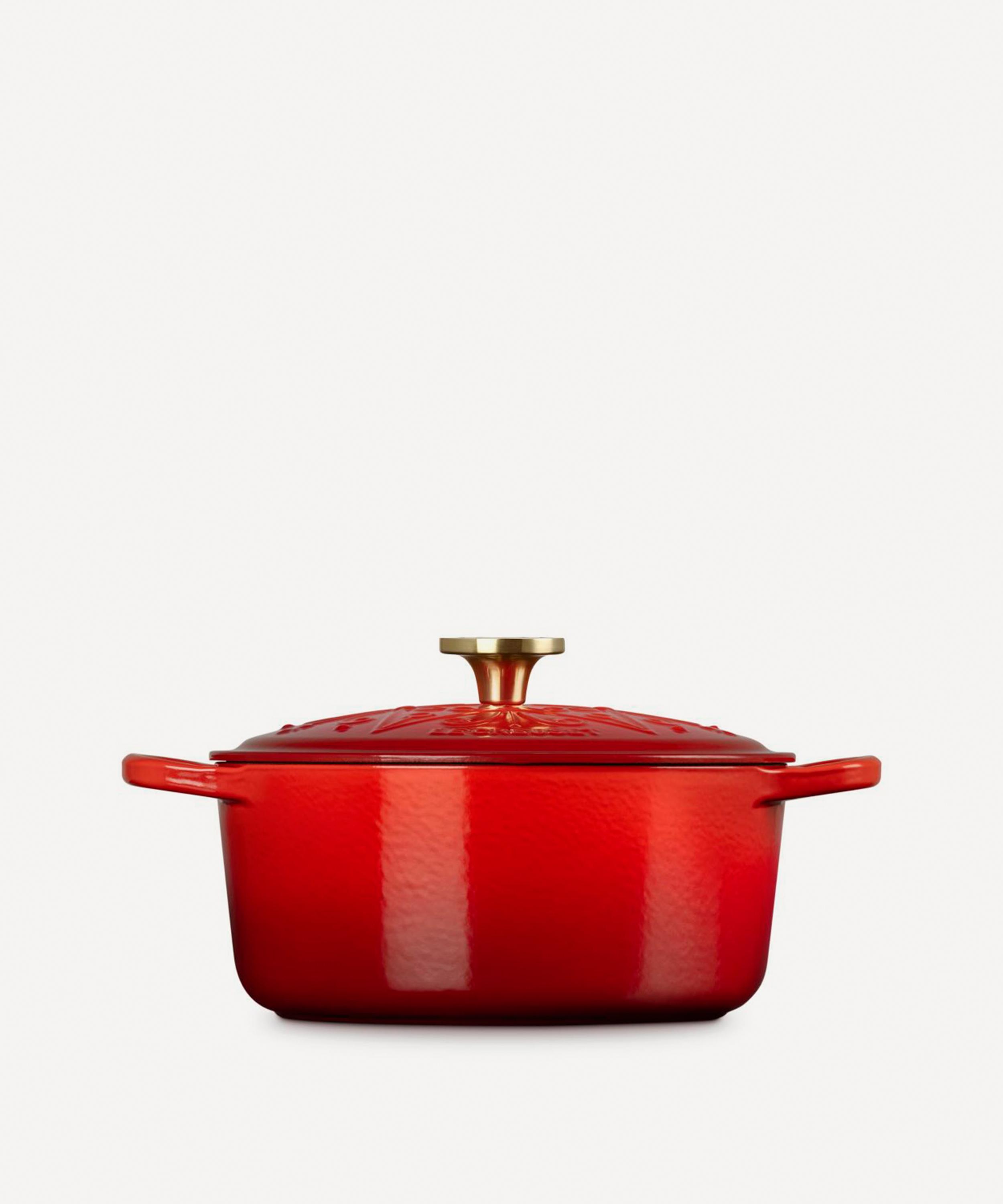 Le Creuset - Enamelled Cast Iron L'&Eacute;toile Signature Round Casserole 24cm Cerise image number 3