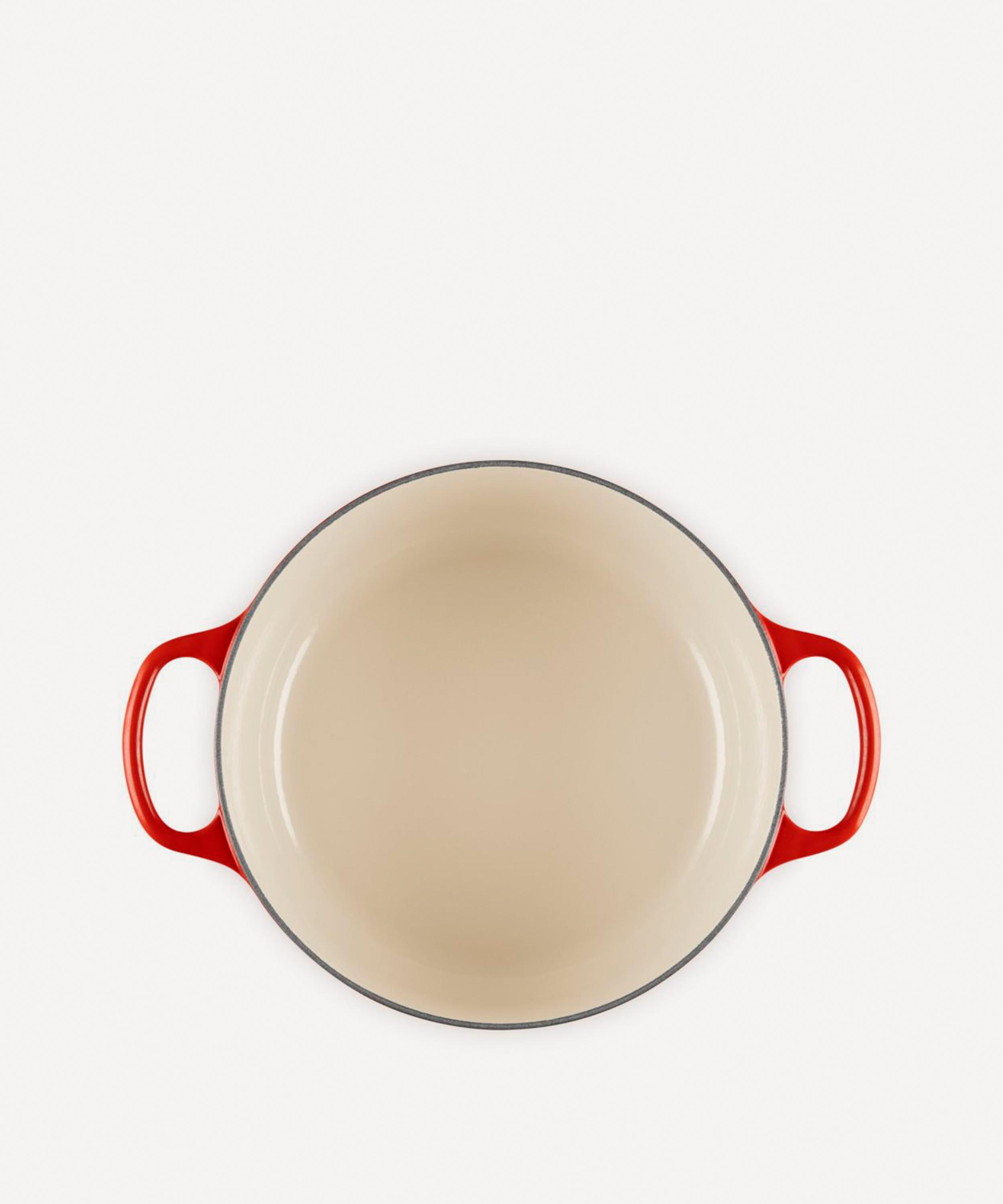 Le Creuset - Enamelled Cast Iron L'&Eacute;toile Signature Round Casserole 24cm Cerise image number 5