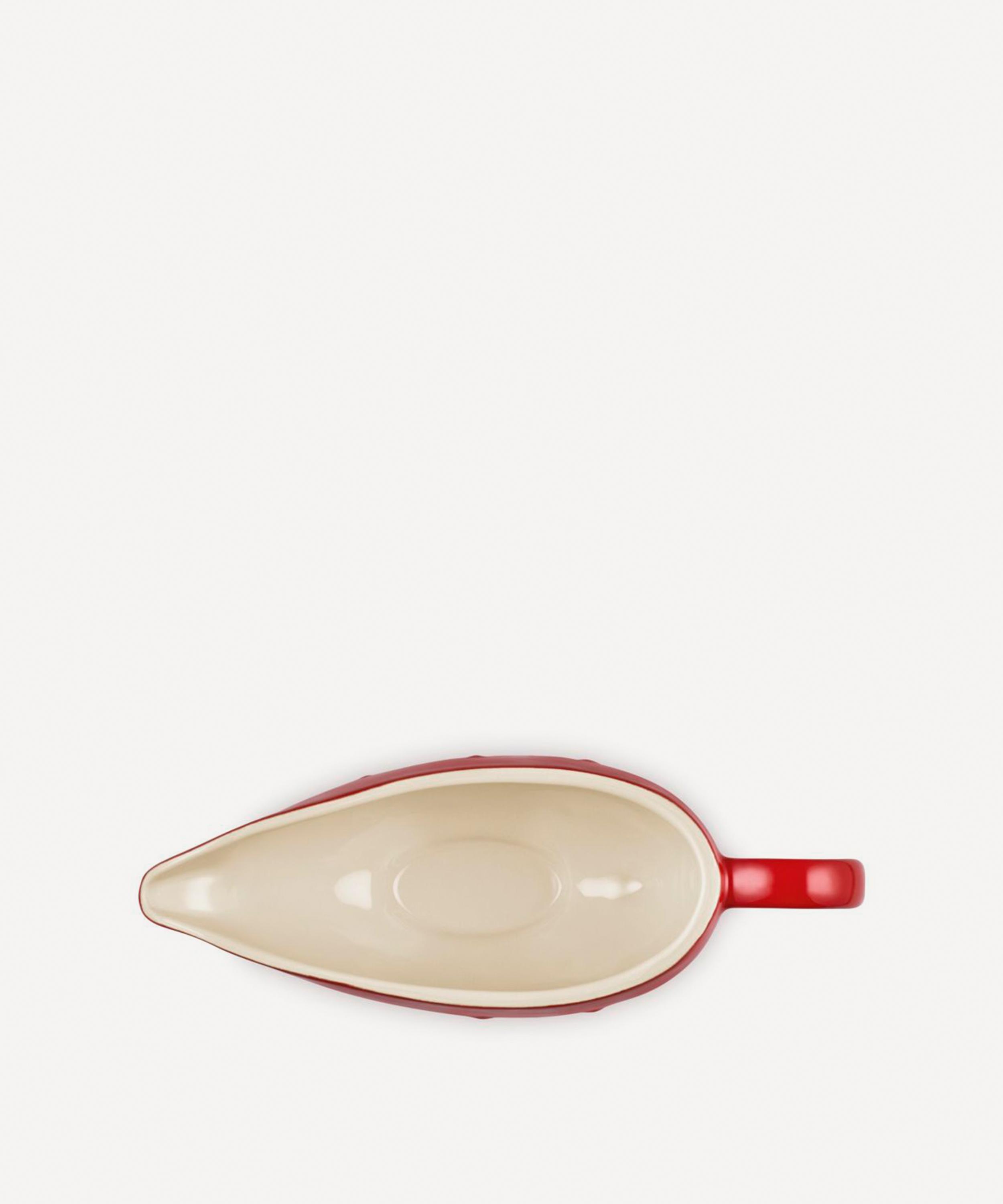 Le Creuset - Stoneware L'&Eacute;toile Heritage Sauce Jug 460ml Cerise image number 4