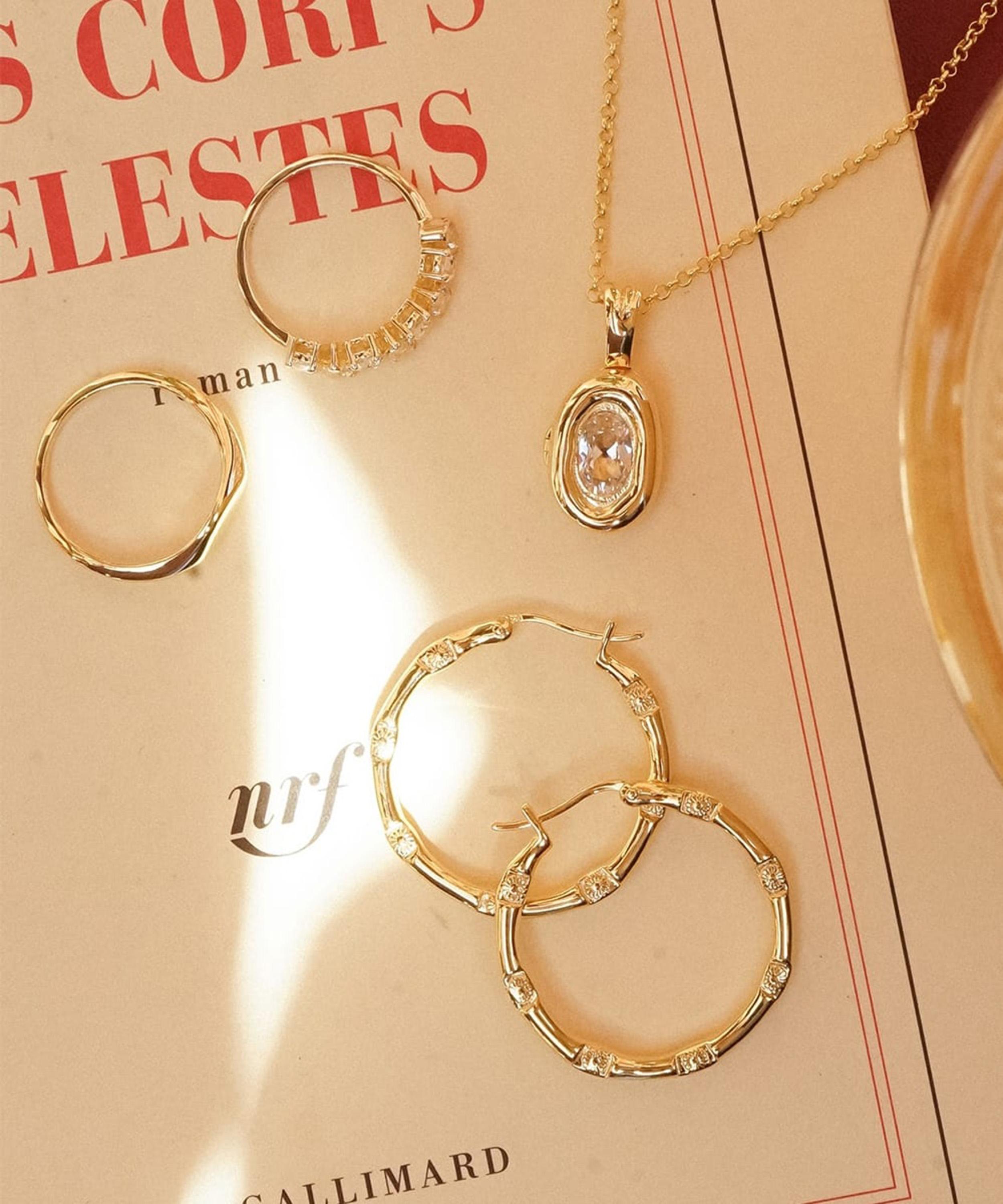 Daisy London - 18ct Gold-Plated Est&eacute;e Lalonde Goddess Glow Hoop Earrings image number 3