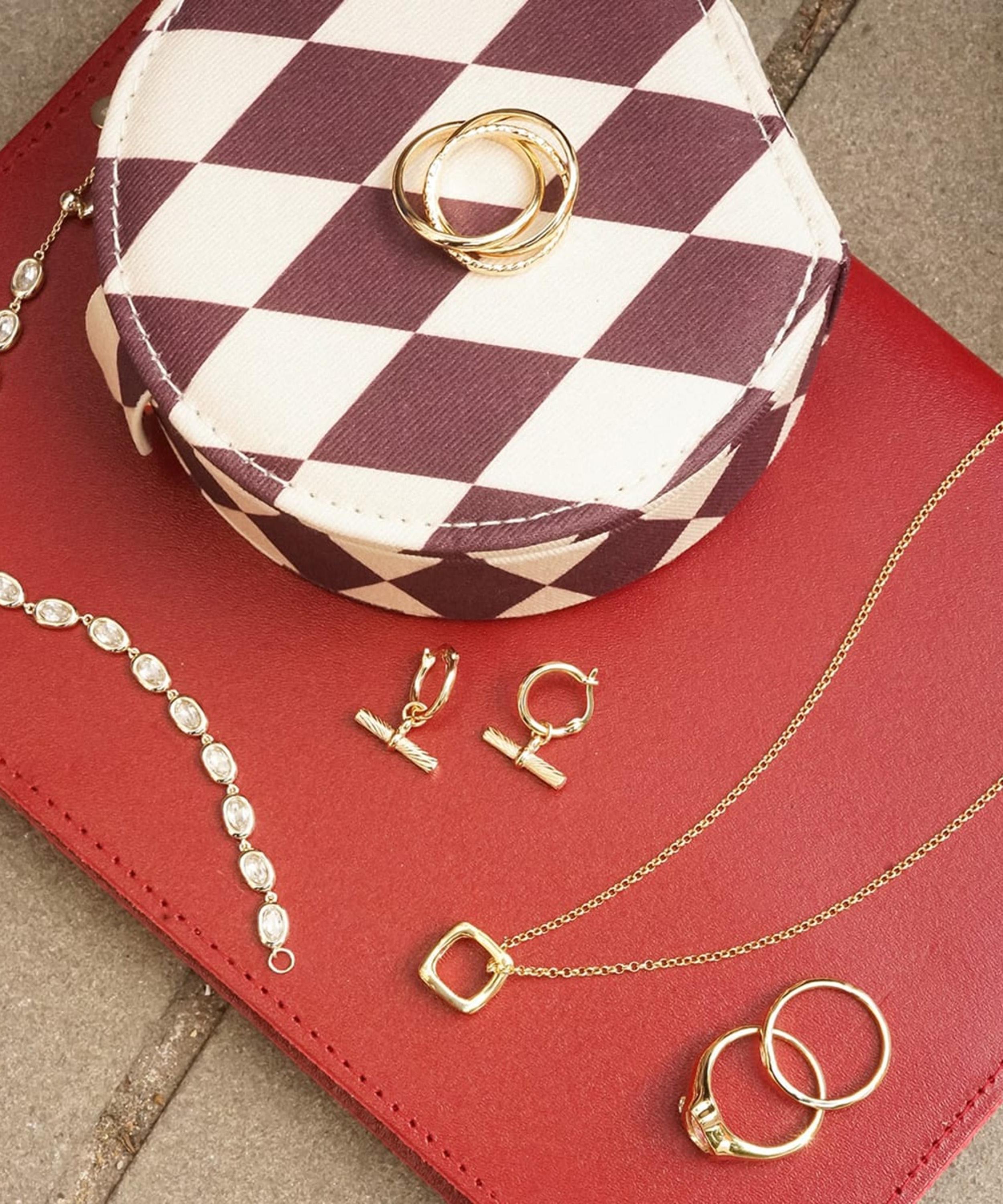 Daisy London - 18ct Gold-Plated Est&eacute;e Lalonde Sisterhood Pendant Necklace image number 3